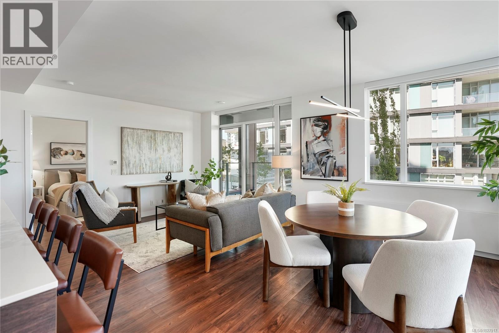 201 369 Tyee Rd, Victoria, British Columbia  V9A 0B6 - Photo 6 - 1027917