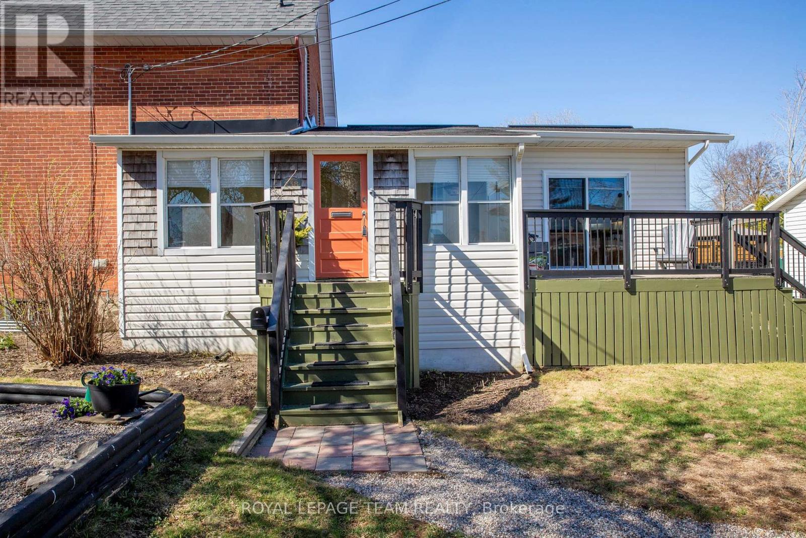 238 Park Avenue, Carleton Place, Ontario  K7C 2G6 - Photo 7 - X12943398