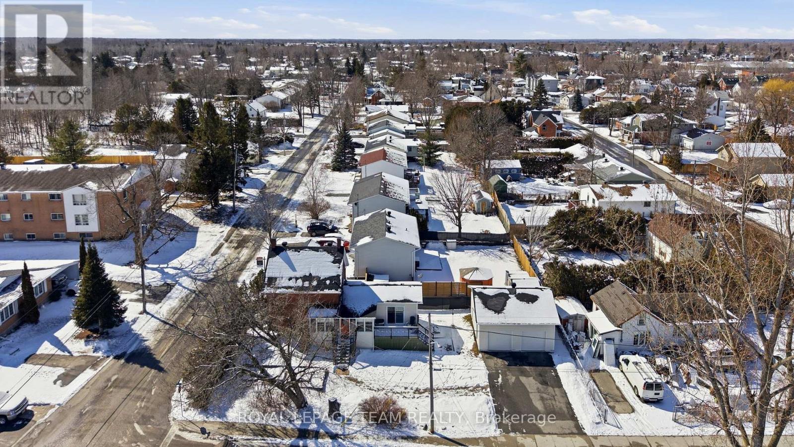 238 Park Avenue, Carleton Place, Ontario  K7C 2G6 - Photo 39 - X12943398