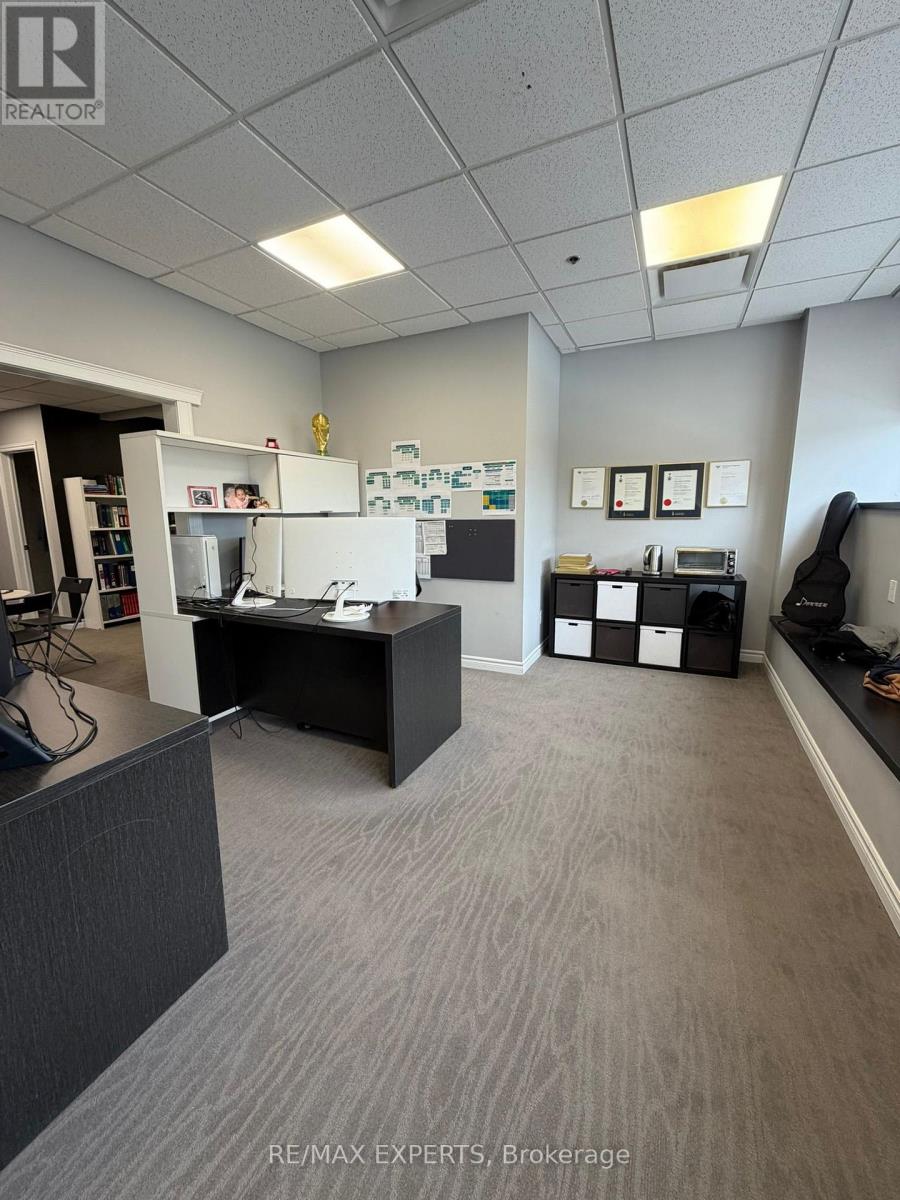 Unknown Address, ,    - Photo 14 - N13049186