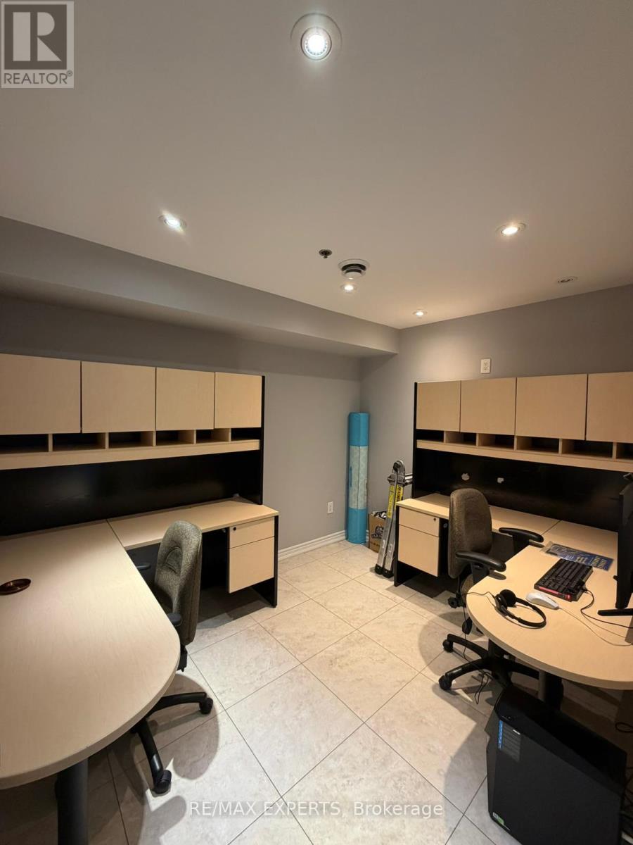 Unknown Address, ,    - Photo 5 - N13049186