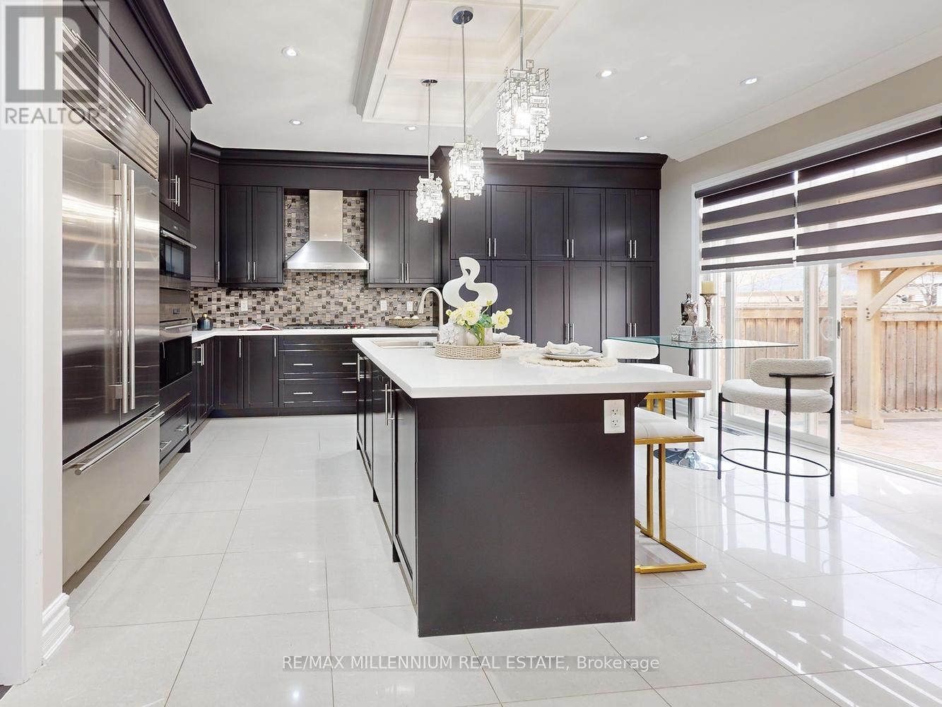 51 Kincardine Street, Vaughan, Ontario  L4H 4H7 - Photo 10 - N13049264