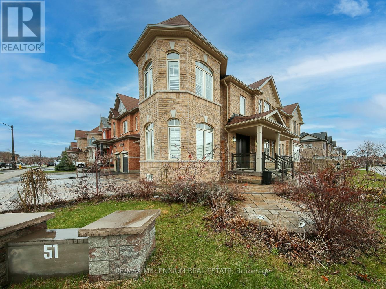 51 Kincardine Street, Vaughan, Ontario  L4H 4H7 - Photo 2 - N13049264