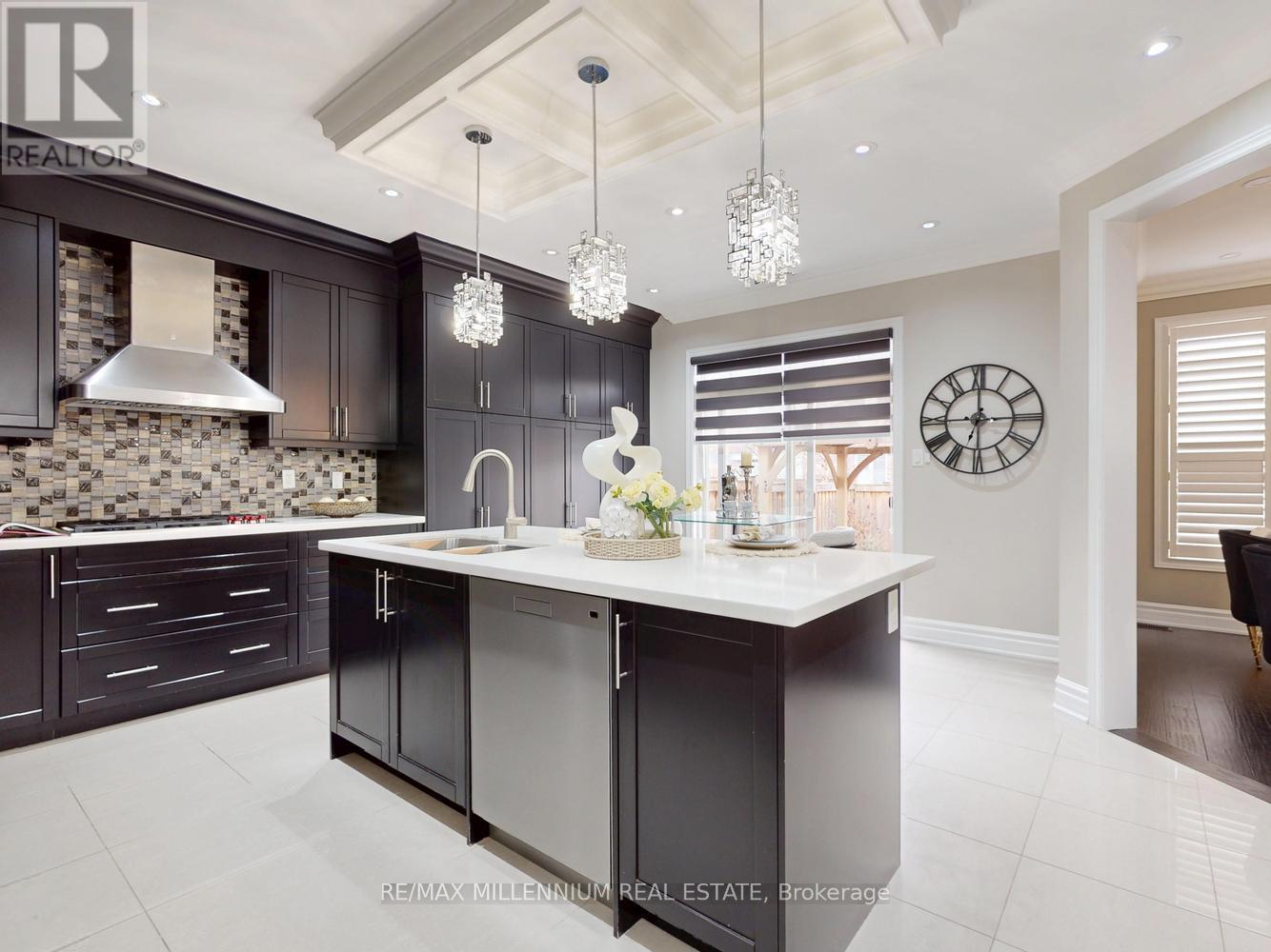 51 Kincardine Street, Vaughan, Ontario  L4H 4H7 - Photo 7 - N13049264