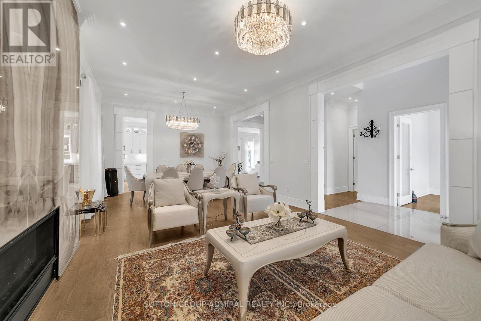 176 Rumble Avenue, Richmond Hill, Ontario  L4C 4G4 - Photo 11 - N13049266