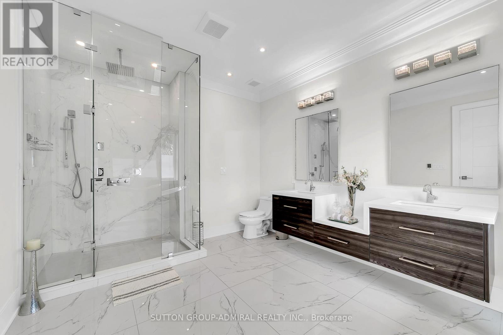 176 Rumble Avenue, Richmond Hill, Ontario  L4C 4G4 - Photo 37 - N13049266