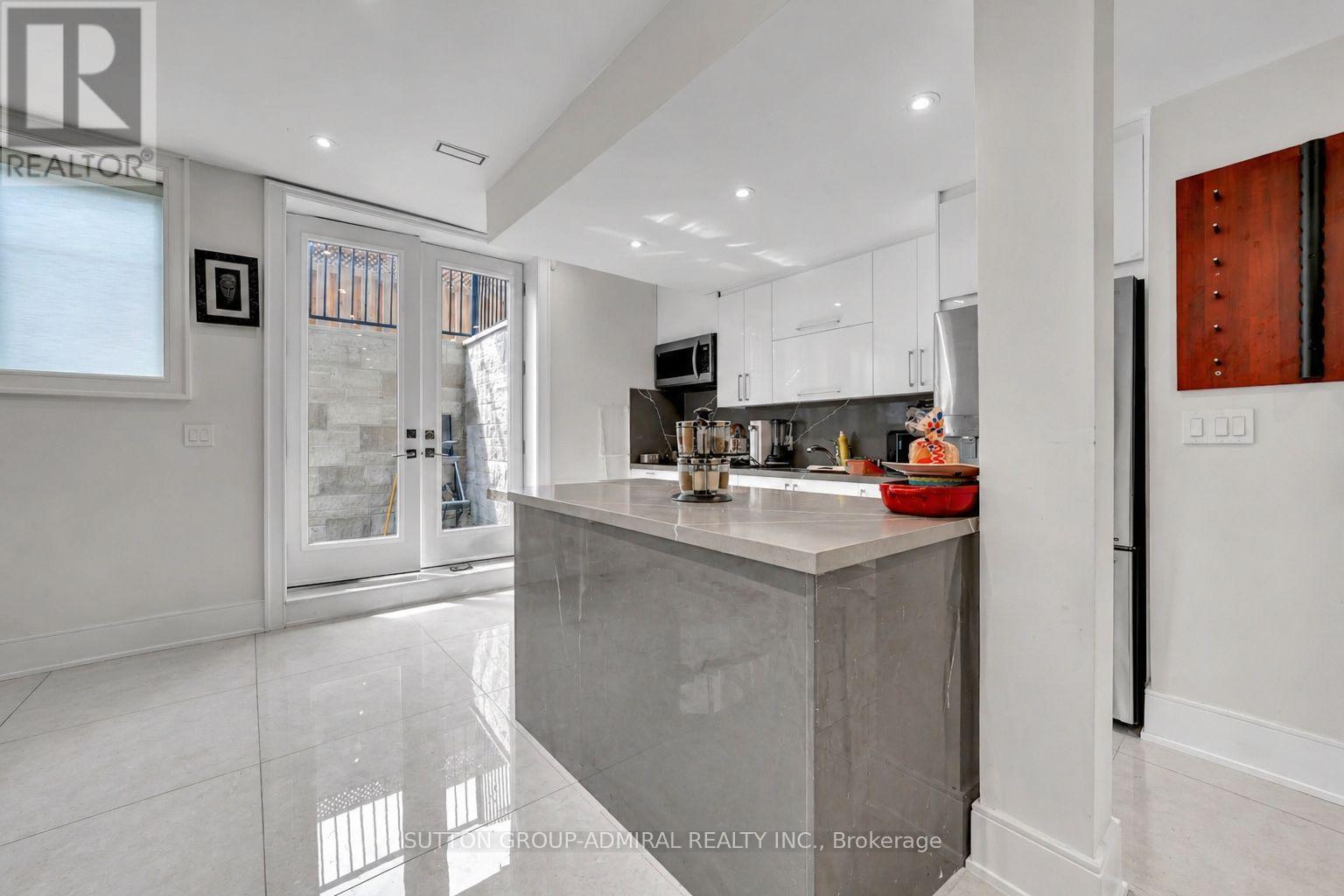 176 Rumble Avenue, Richmond Hill, Ontario  L4C 4G4 - Photo 41 - N13049266