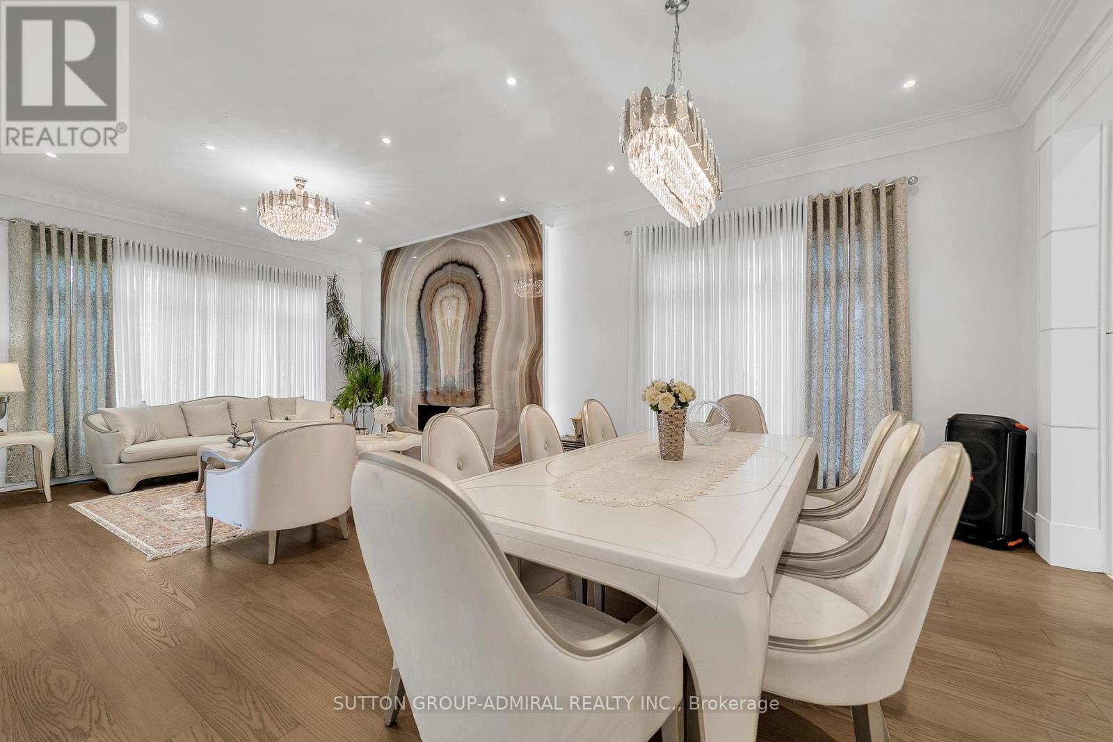 176 Rumble Avenue, Richmond Hill, Ontario  L4C 4G4 - Photo 8 - N13049266