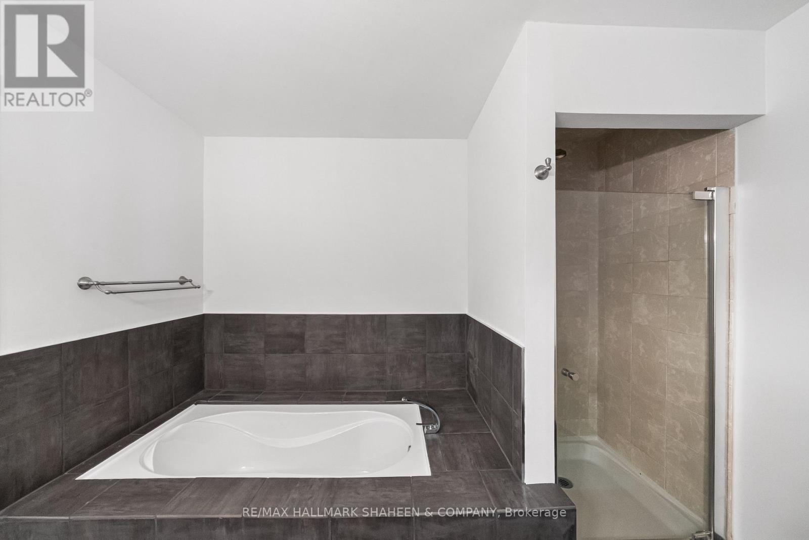 9 Evans Drive, Whitchurch-Stouffville, Ontario  L4A 2Y4 - Photo 31 - N13049302