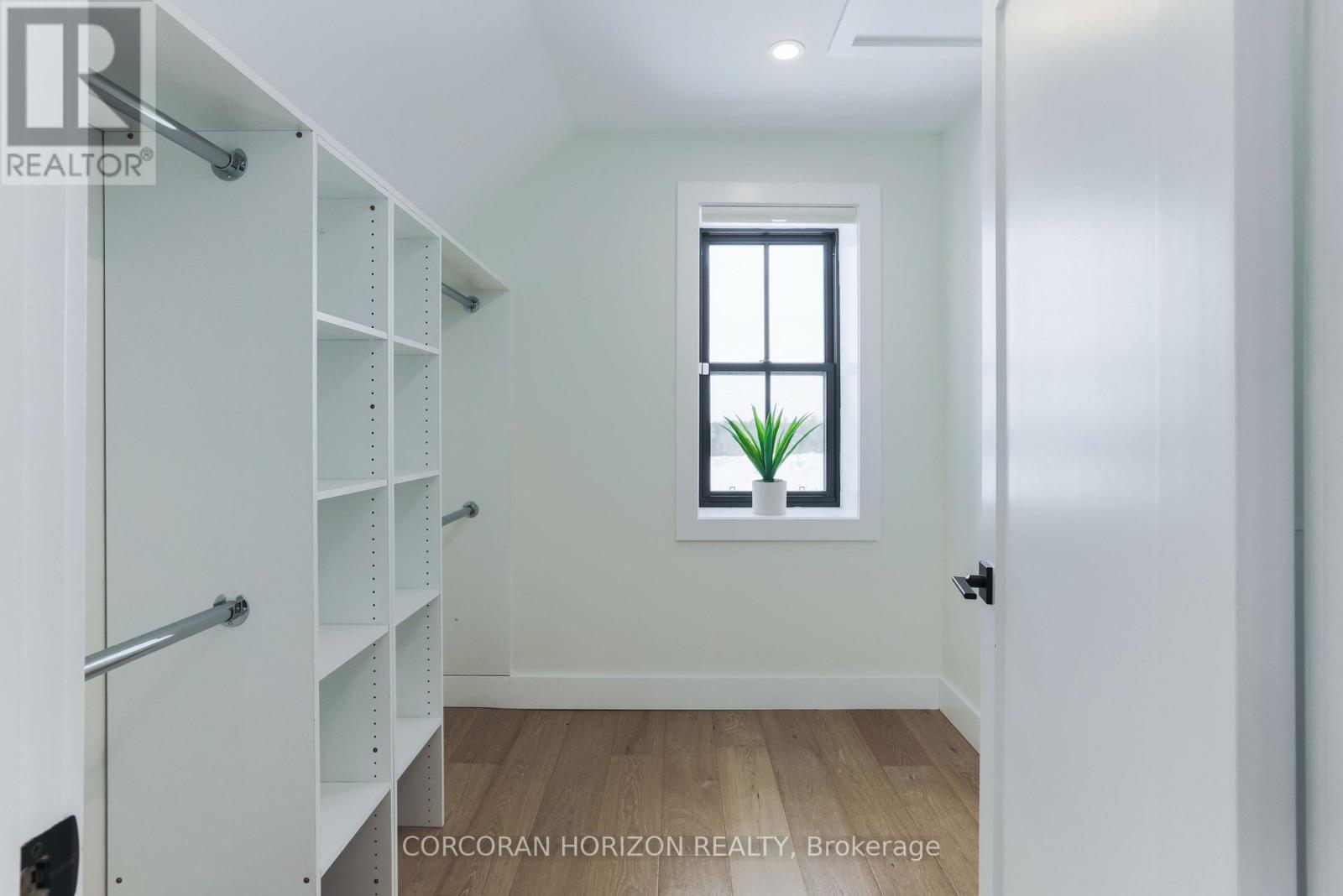 19572 Centre Street, East Gwillimbury, Ontario  L0G 1M0 - Photo 24 - N13049390