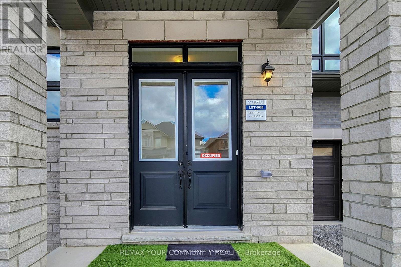 105 Halldorson Avenue, Aurora, Ontario  L4G 7B6 - Photo 2 - N13049430