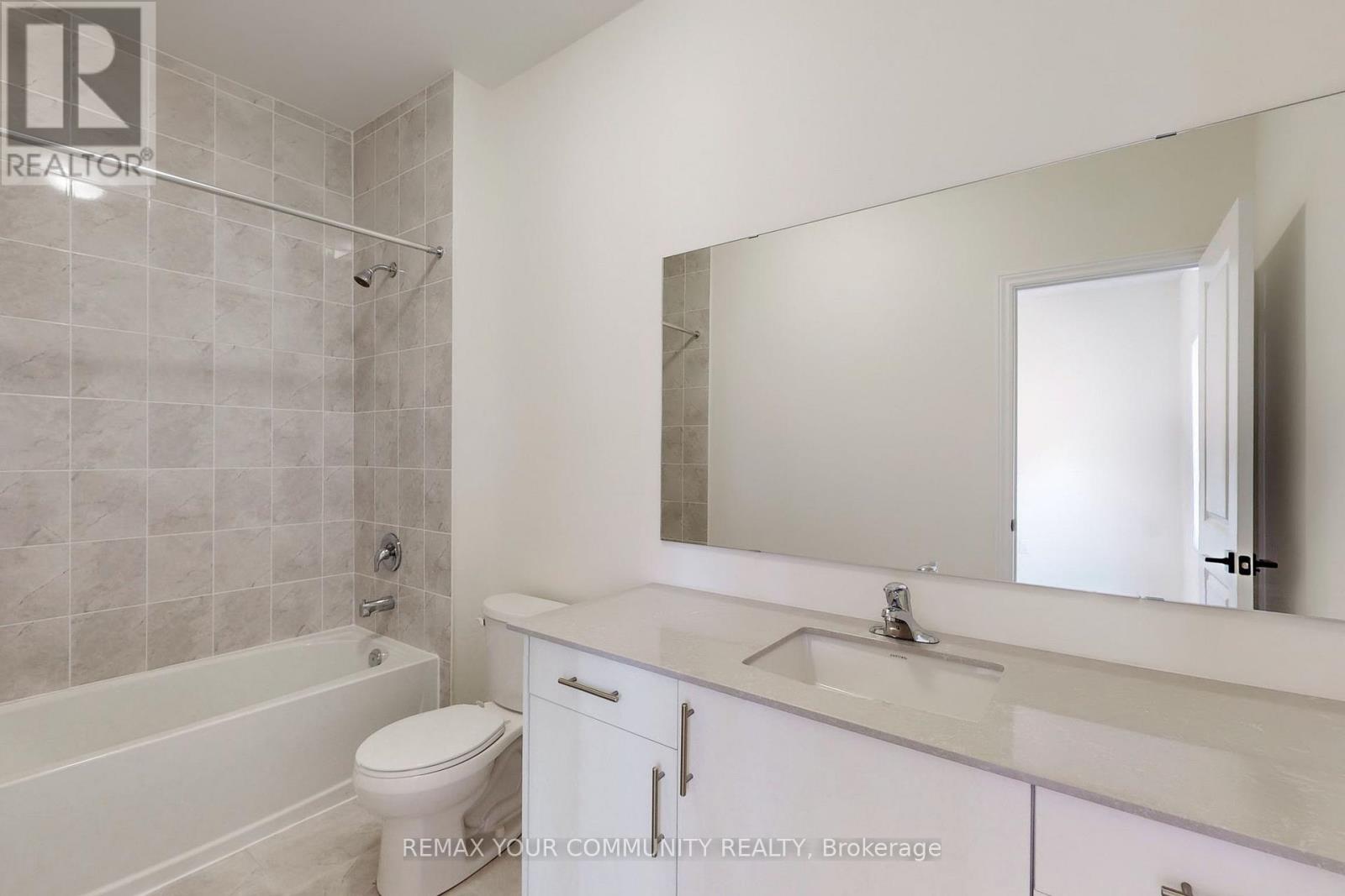 105 Halldorson Avenue, Aurora, Ontario  L4G 7B6 - Photo 30 - N13049430