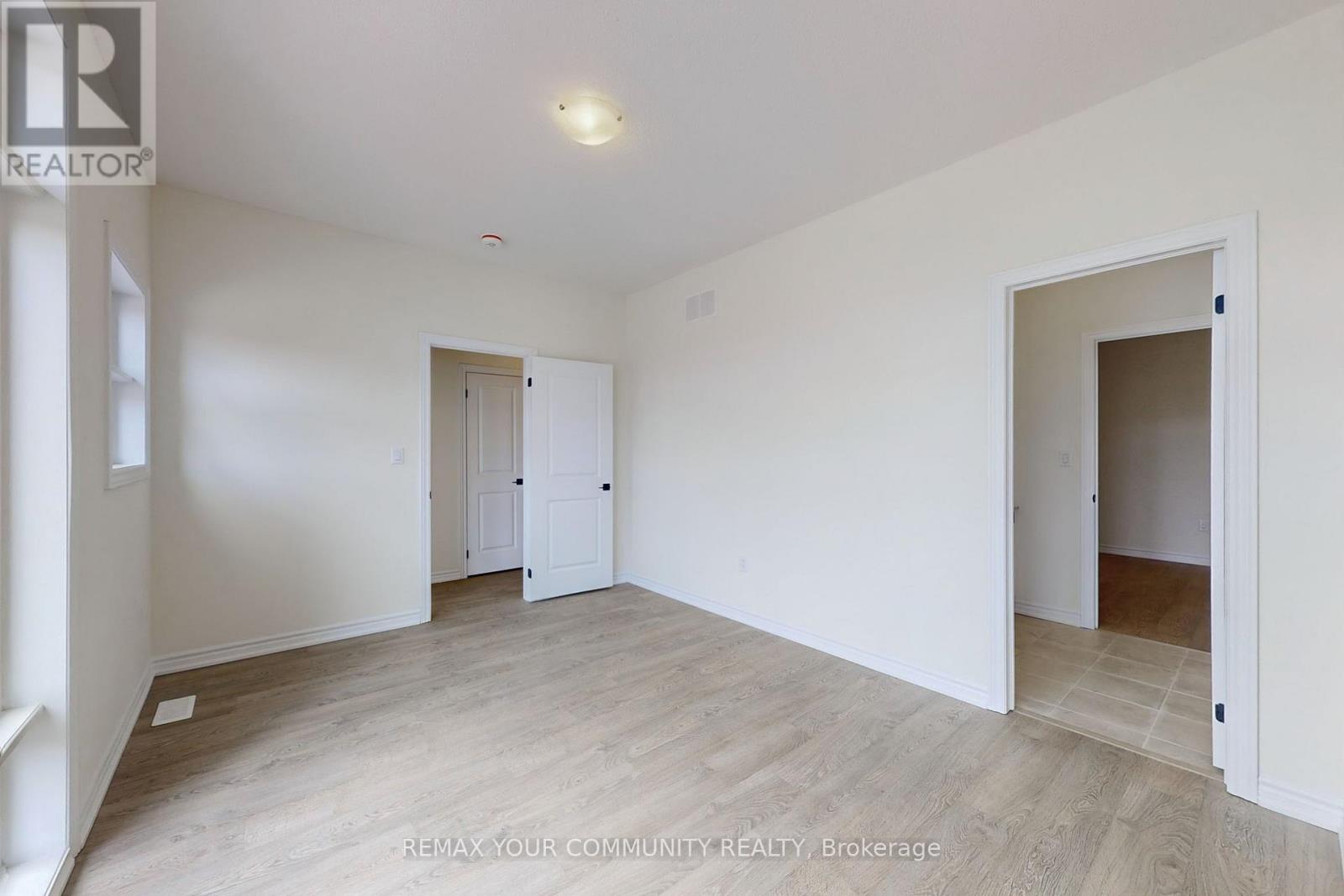 105 Halldorson Avenue, Aurora, Ontario  L4G 7B6 - Photo 33 - N13049430