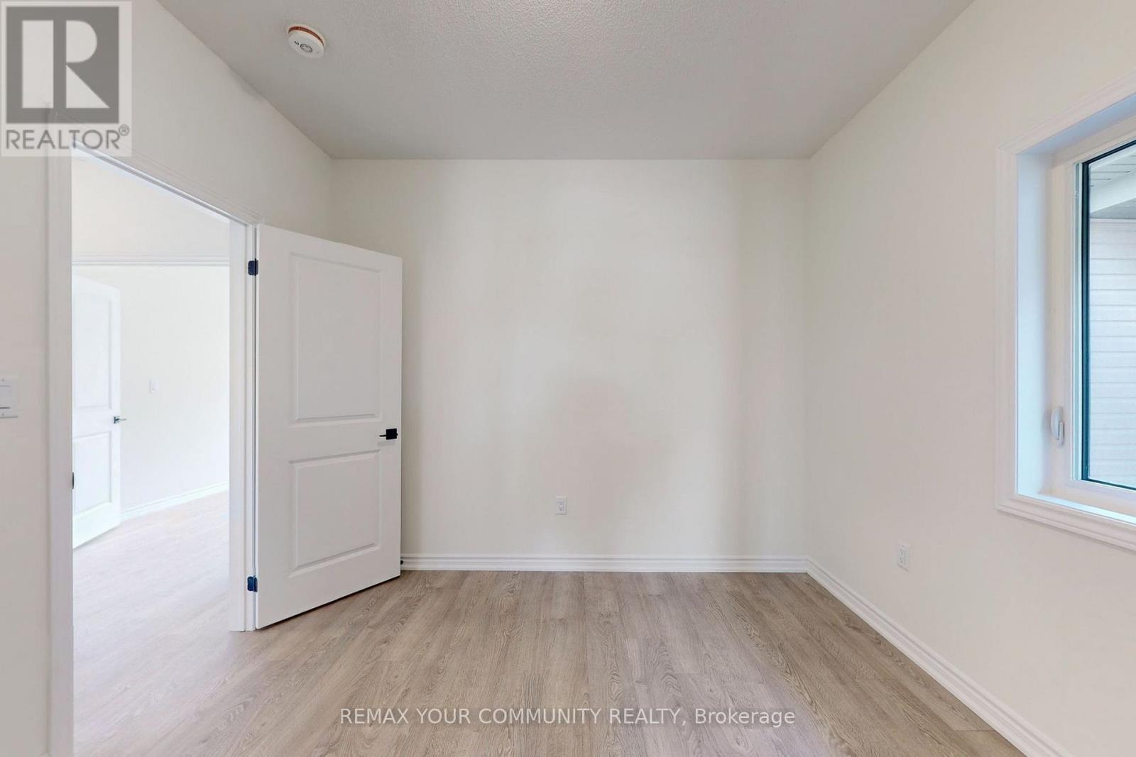 105 Halldorson Avenue, Aurora, Ontario  L4G 7B6 - Photo 34 - N13049430