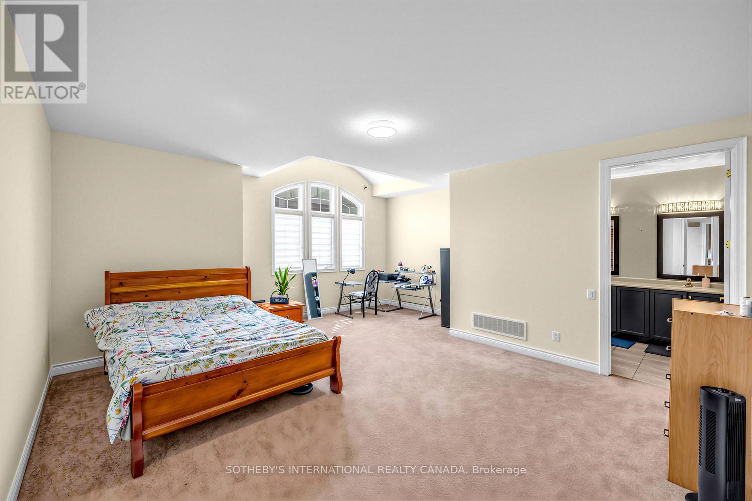 (Upper Level) - 54 Kelways Circle, Brampton, Ontario  L6T 0G5 - Photo 22 - W12928592