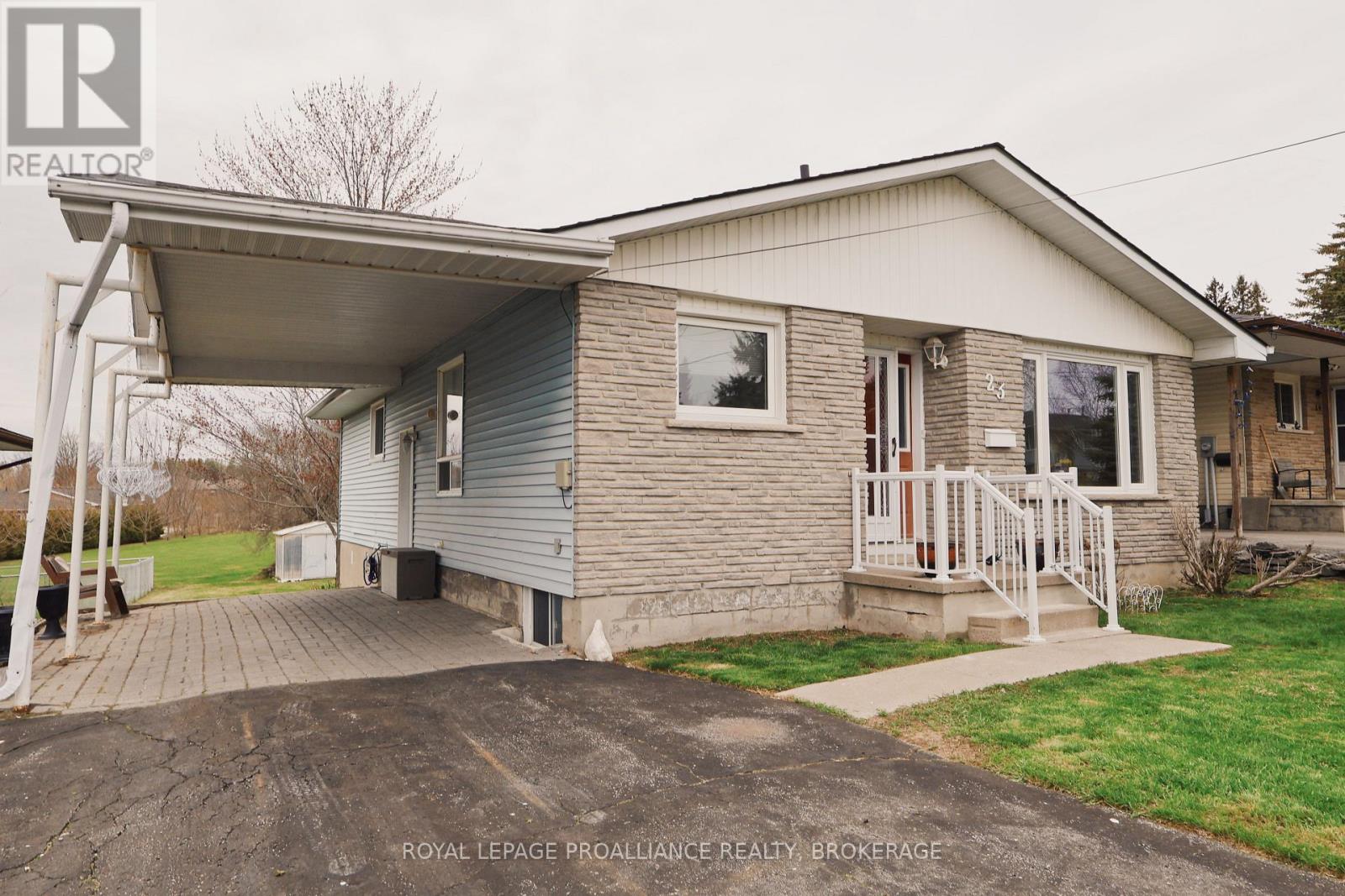 23 Reid Street, Greater Napanee, Ontario  K7R 3T9 - Photo 1 - X13049384