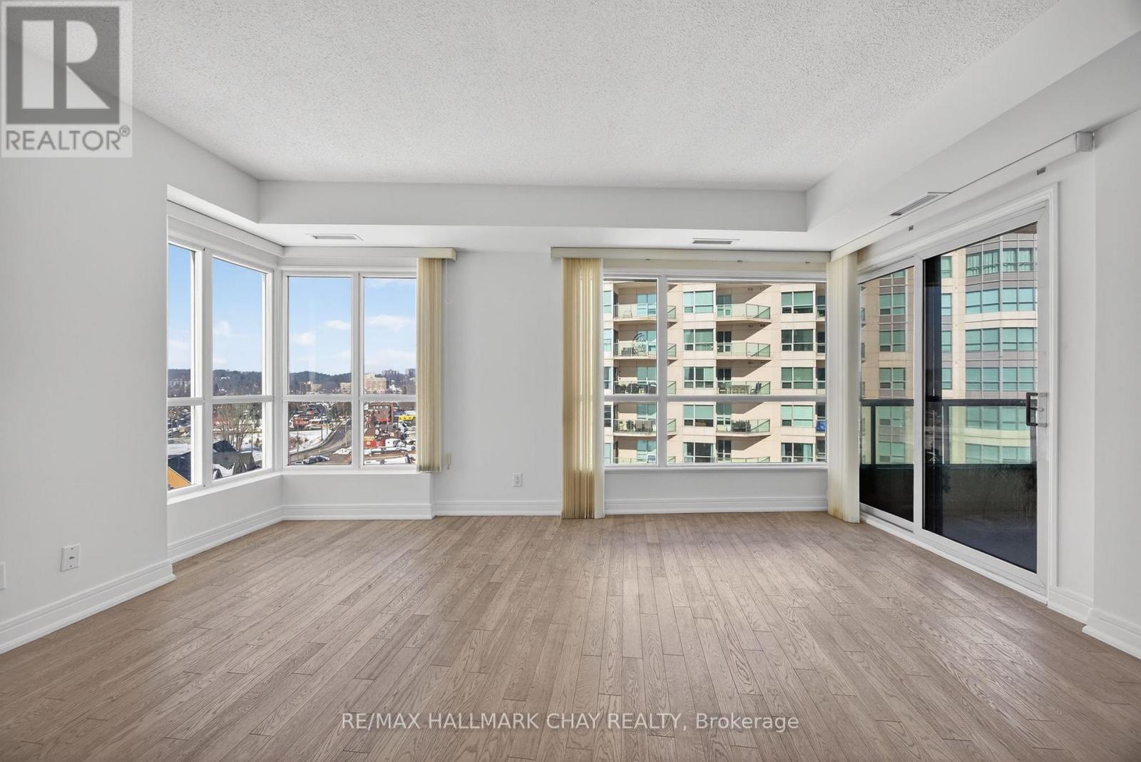 1205 - 2 Toronto Street, Barrie (City Centre), Ontario  L4N 9R2 - Photo 14 - S13049244