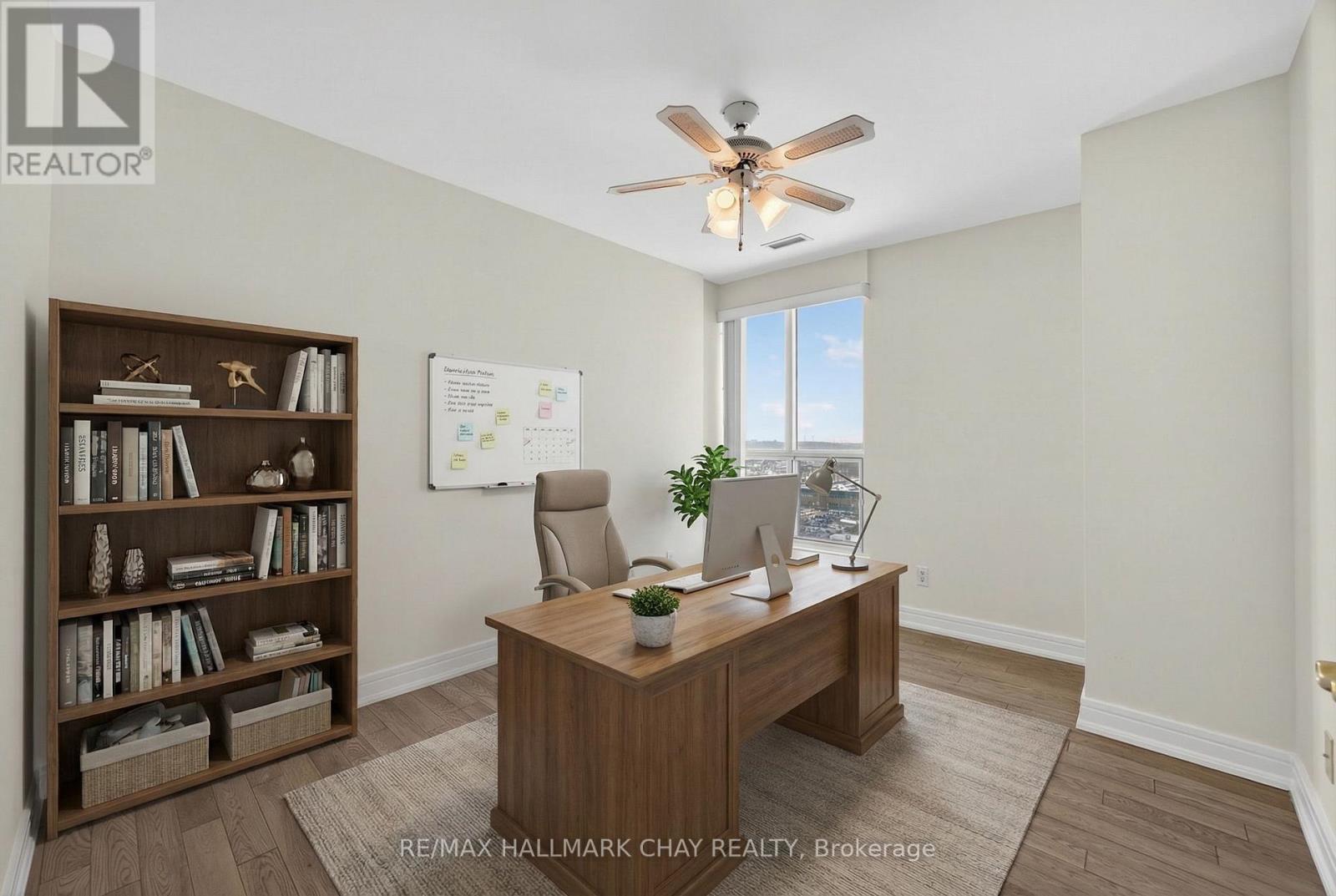 1205 - 2 Toronto Street, Barrie (City Centre), Ontario  L4N 9R2 - Photo 19 - S13049244