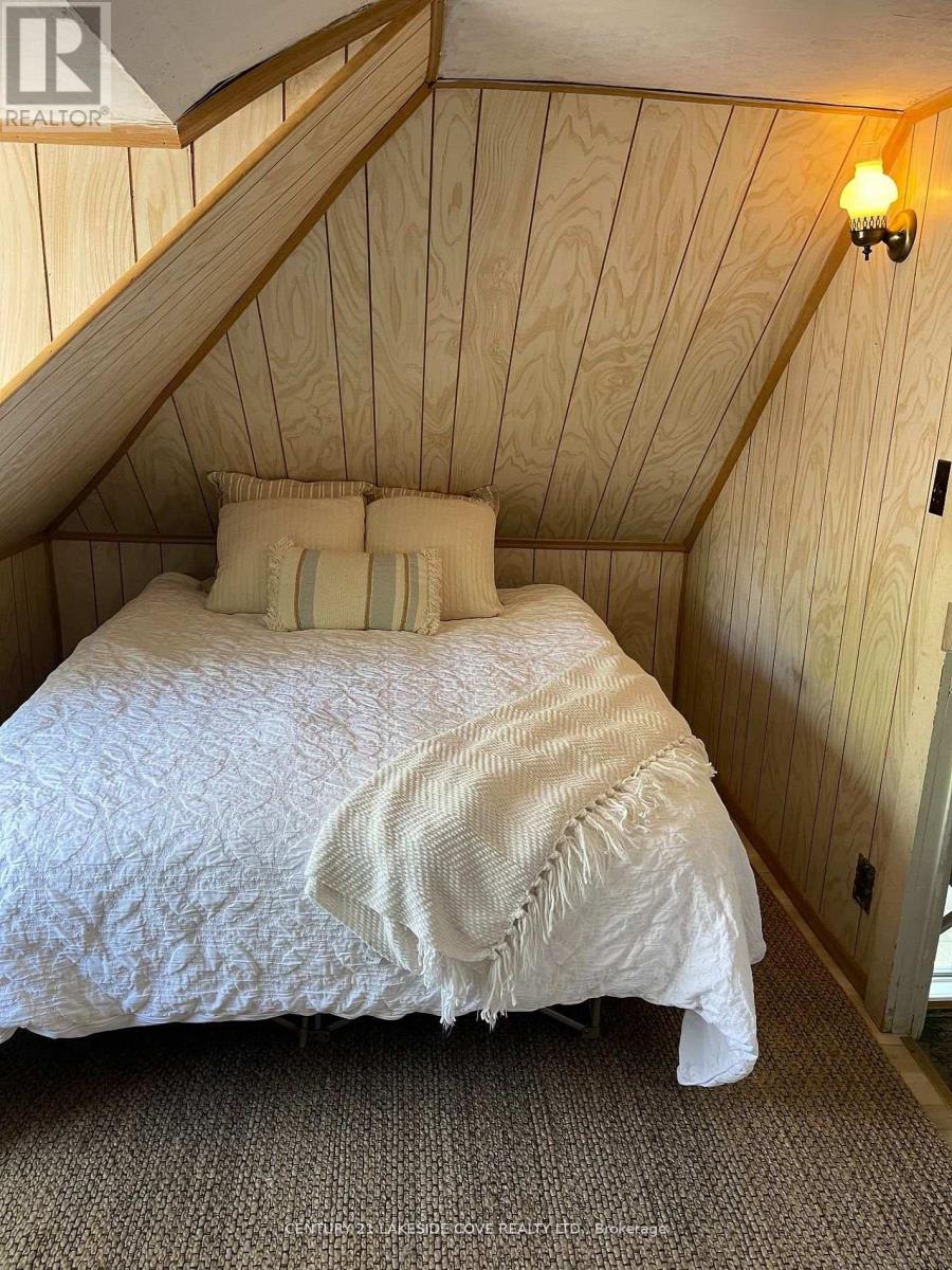 147 Dufferin Street, Orillia, Ontario  L3V 5T1 - Photo 12 - S13049438