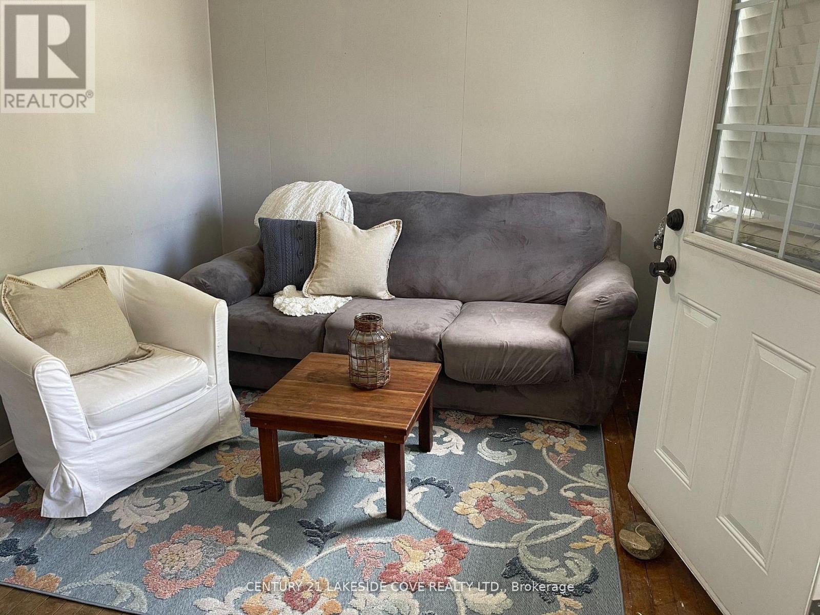 147 Dufferin Street, Orillia, Ontario  L3V 5T1 - Photo 14 - S13049438