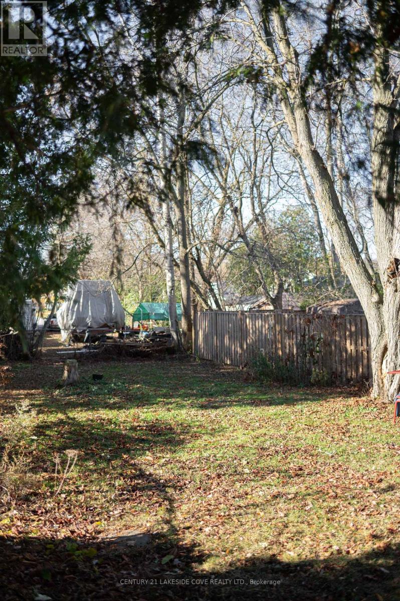 147 Dufferin Street, Orillia, Ontario  L3V 5T1 - Photo 7 - S13049438