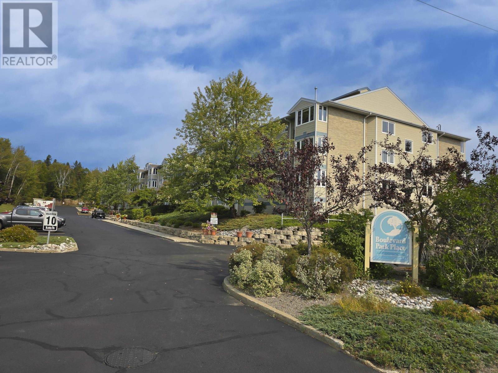 500 Toledo St, Thunder Bay, Ontario  P7A 8A6 - Photo 1 - TB2600808