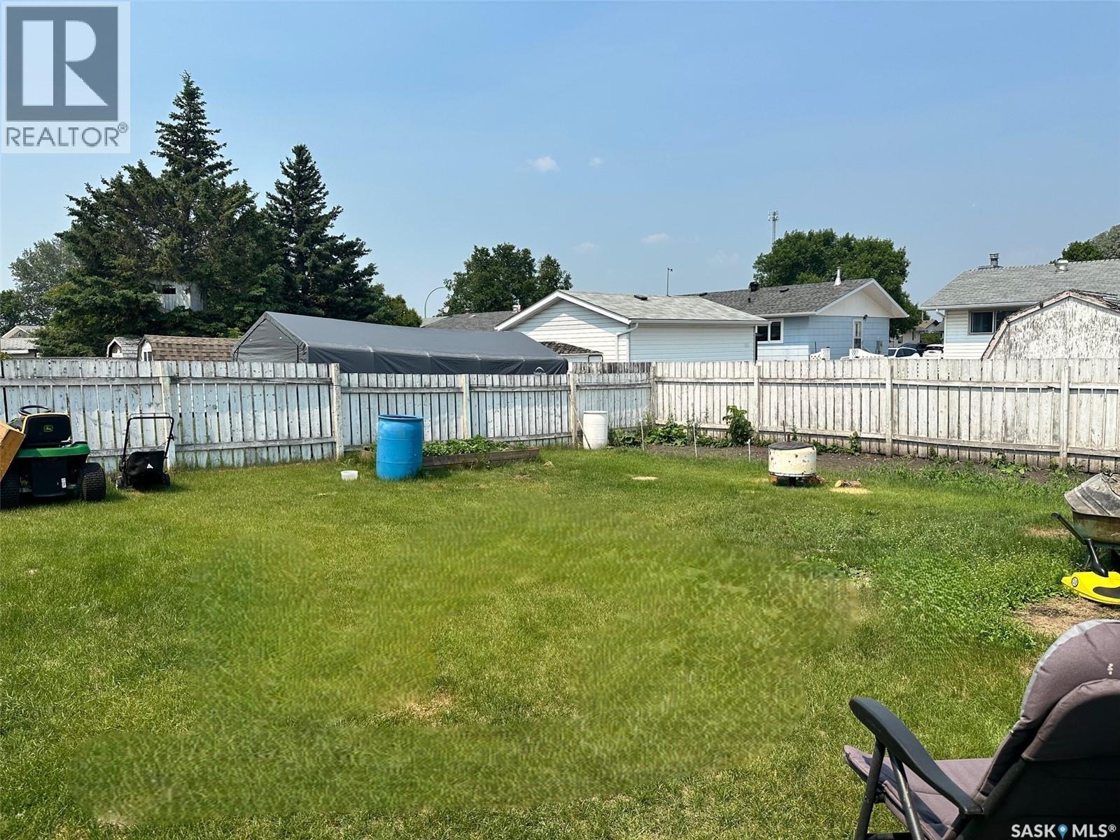 736 Hudson Crescent, Hudson Bay, Saskatchewan  S0E 0Y0 - Photo 19 - SK034068