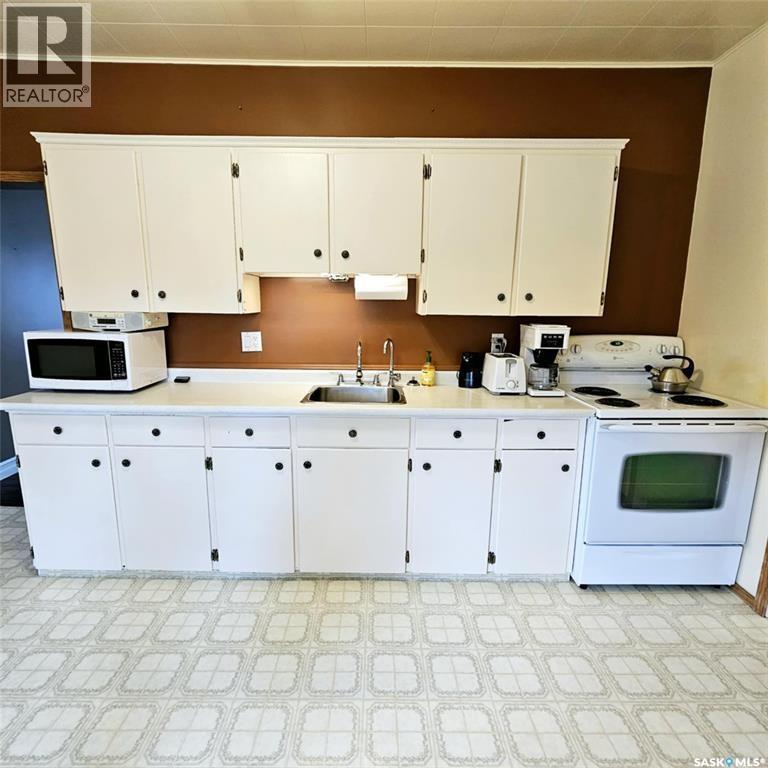 4 Walker Avenue, Yarbo, Saskatchewan  S0A 4V0 - Photo 4 - SK033968