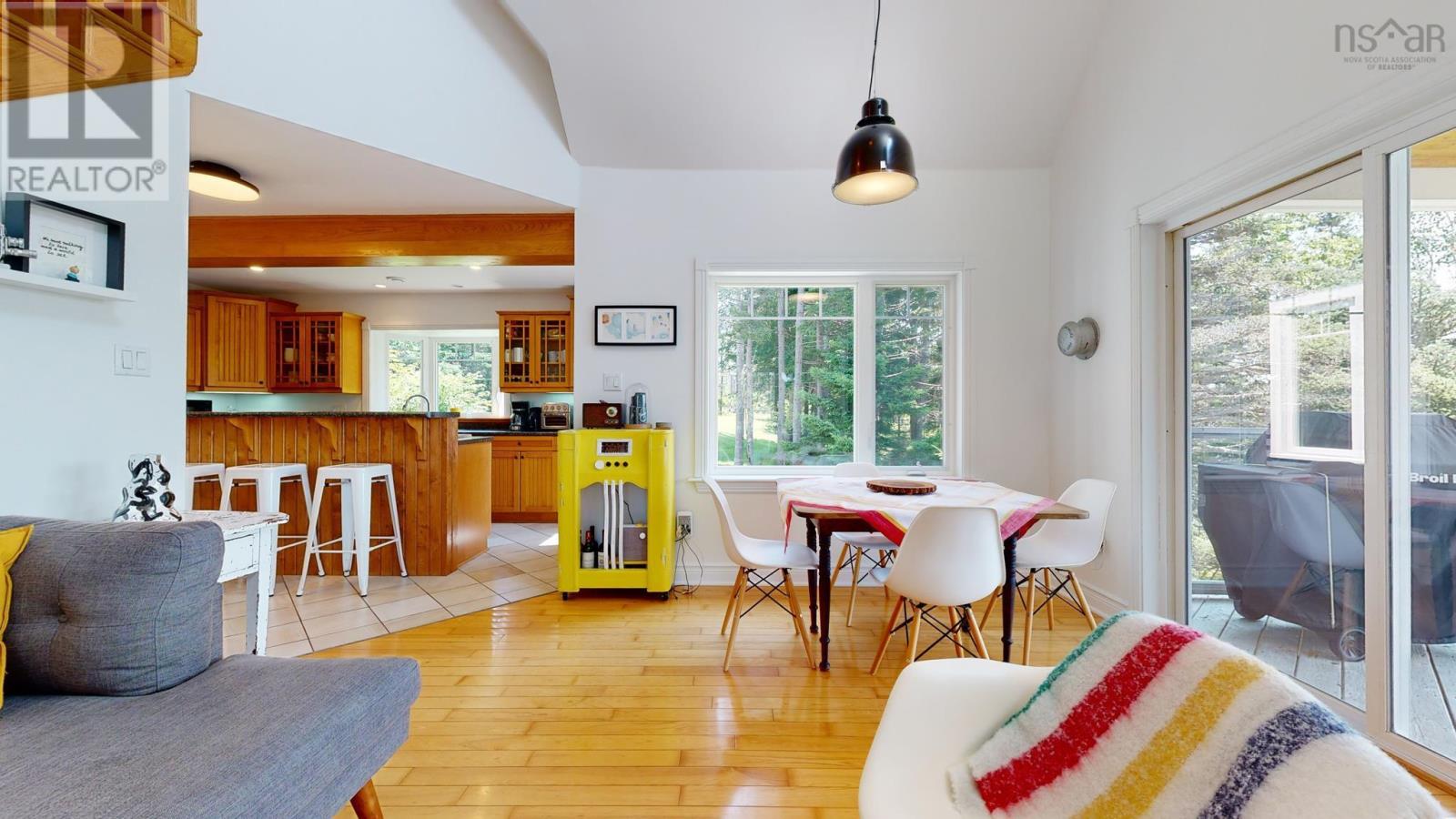 1033 Heckmans Island Rd, Heckmans Island, Nova Scotia  B0J 2C0 - Photo 10 - 202608653