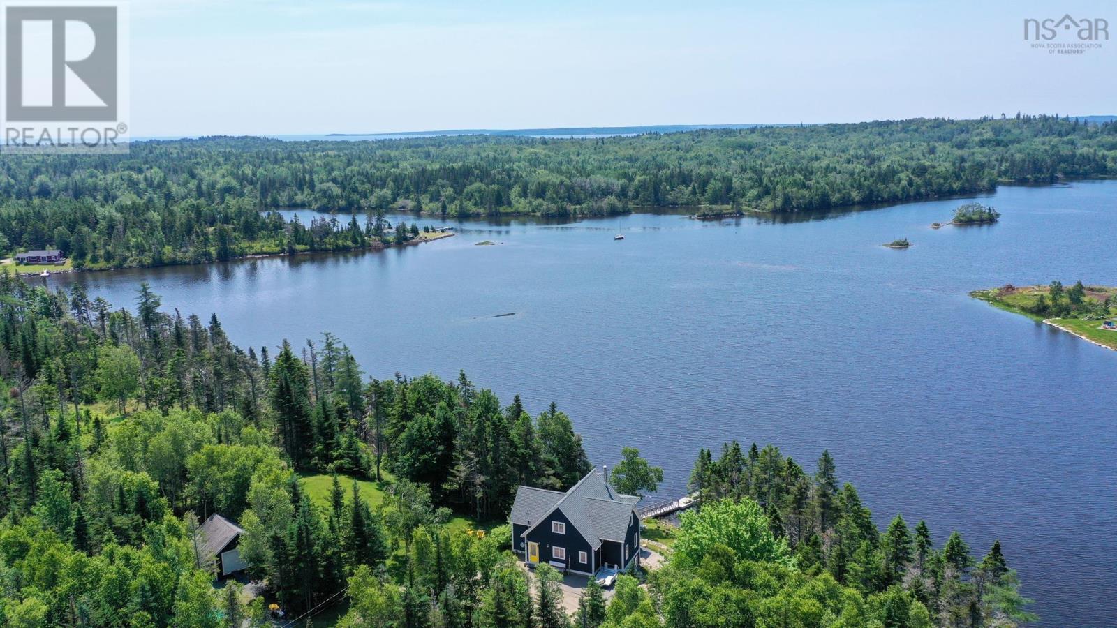 1033 Heckmans Island Rd, Heckmans Island, Nova Scotia  B0J 2C0 - Photo 2 - 202608653