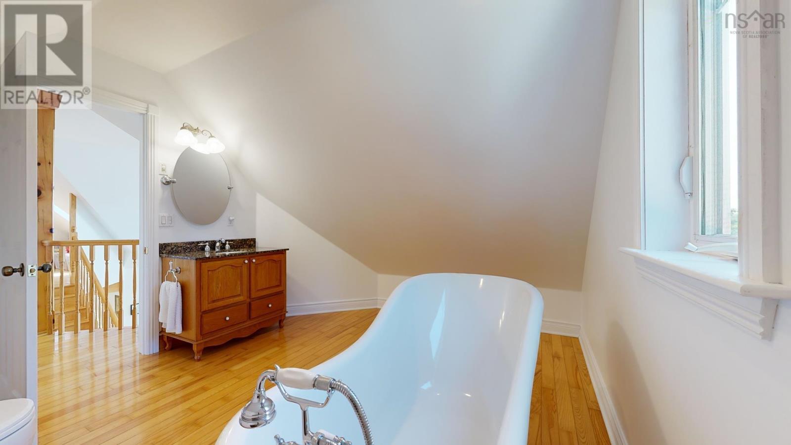 1033 Heckmans Island Rd, Heckmans Island, Nova Scotia  B0J 2C0 - Photo 32 - 202608653