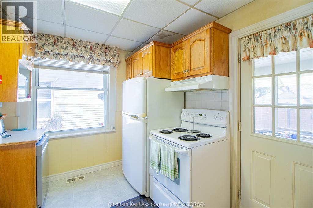 132 Patteson Avenue, Chatham, Ontario  N7M 1T8 - Photo 11 - 26009273