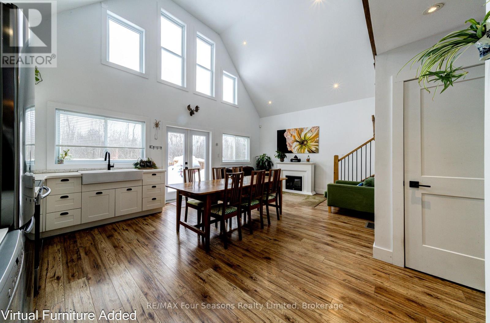 40 Braeside Street, Collingwood, Ontario  L9Y 3Z1 - Photo 4 - S13011598