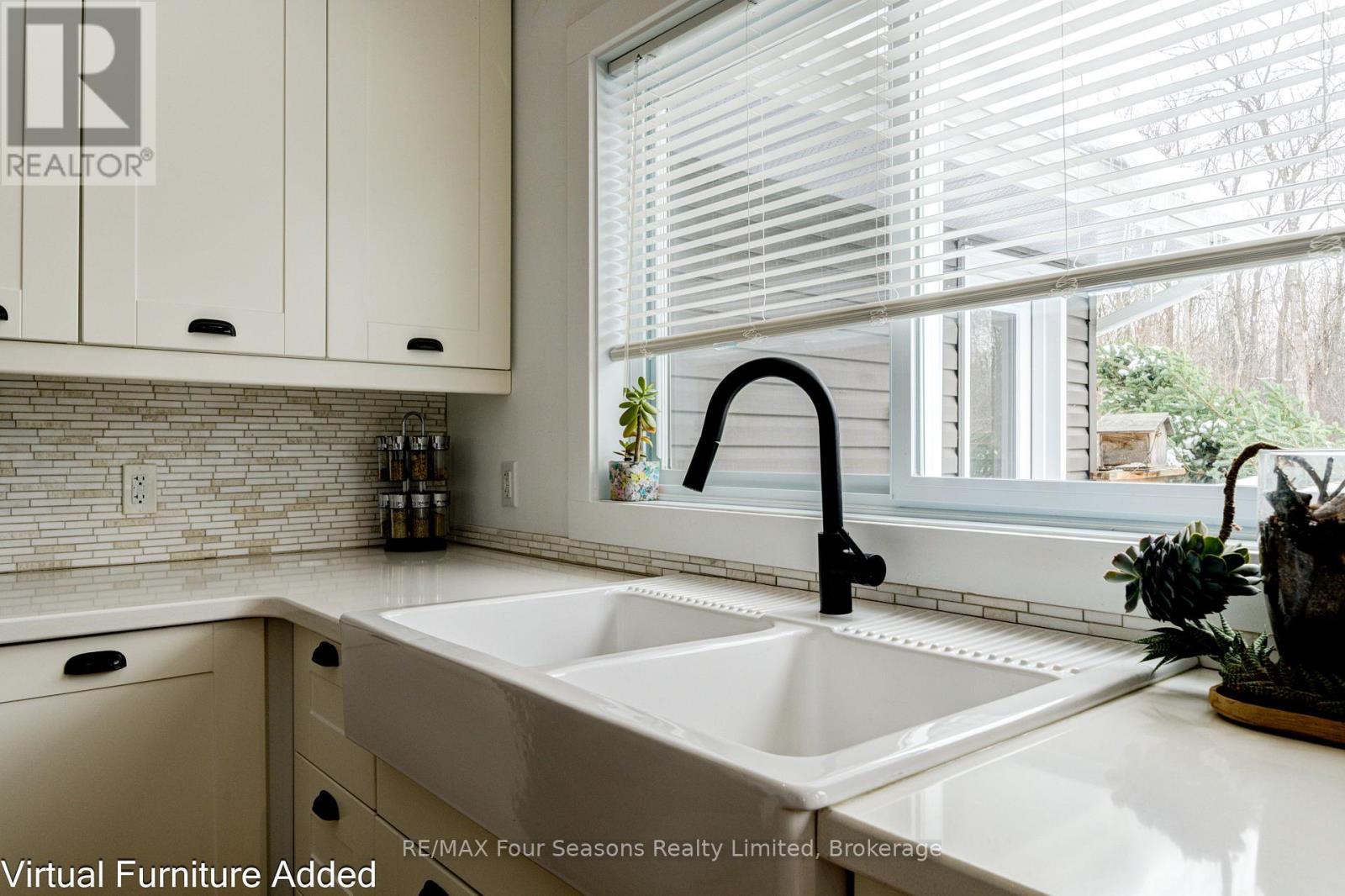 40 Braeside Street, Collingwood, Ontario  L9Y 3Z1 - Photo 8 - S13011598