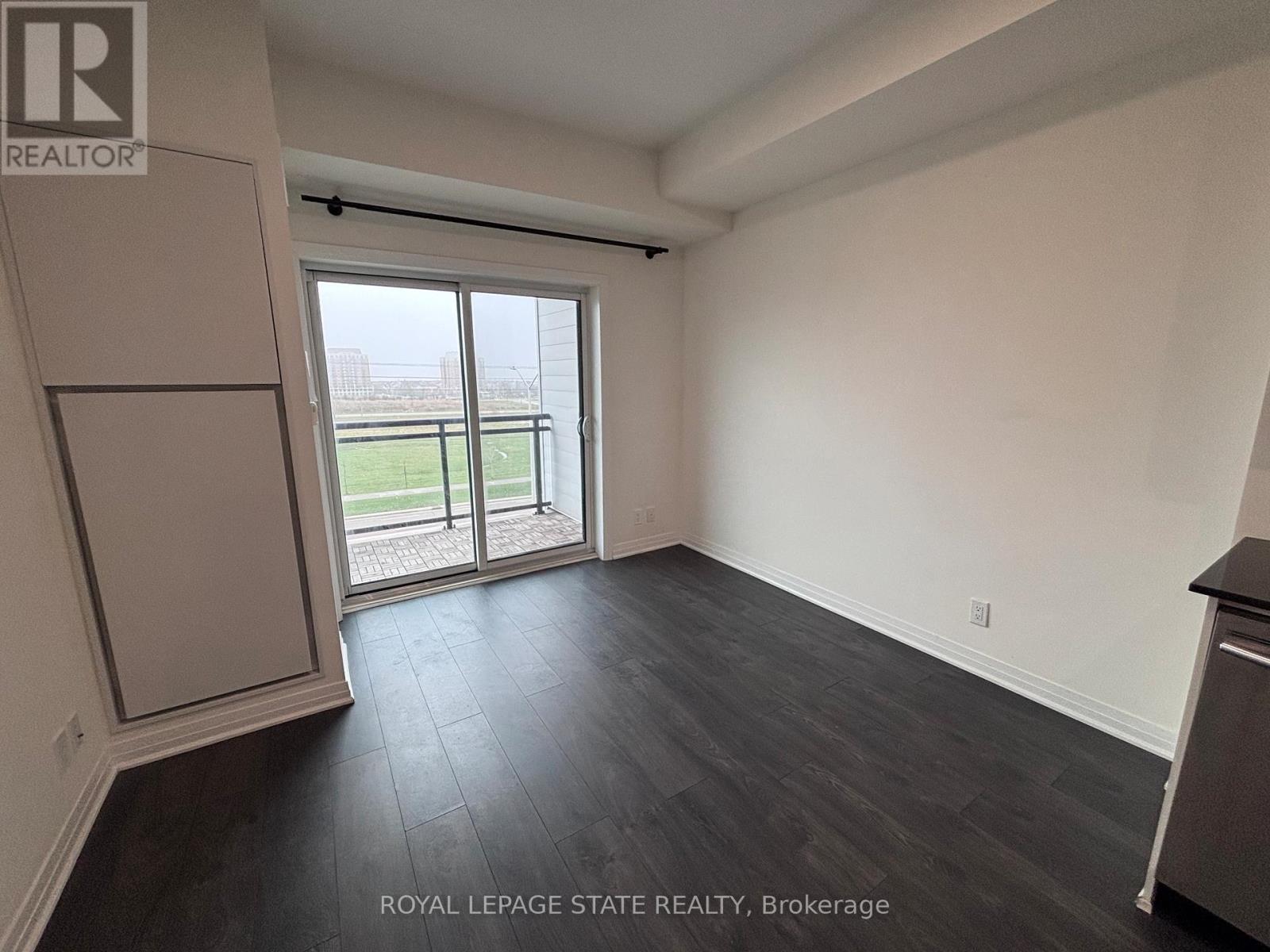 417 - 128 Grovewood Common, Oakville, Ontario  L9H 0X3 - Photo 11 - W13049220