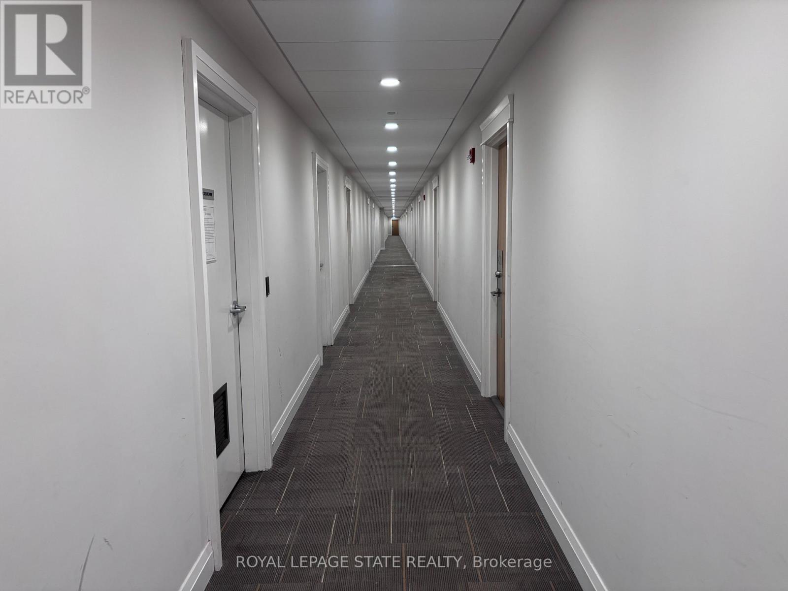 417 - 128 Grovewood Common, Oakville, Ontario  L9H 0X3 - Photo 14 - W13049220