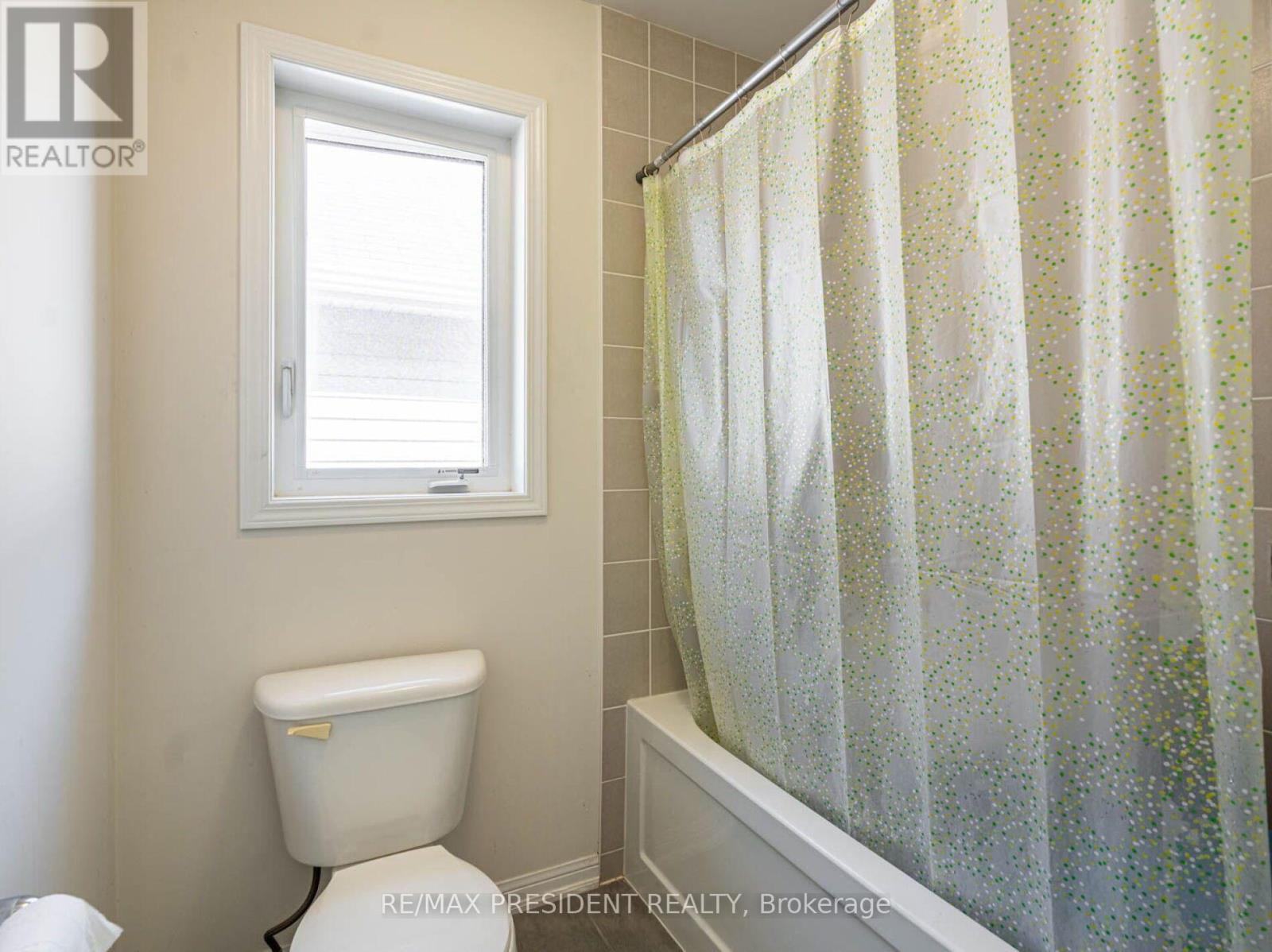 Upper - 46 Old Cleeve Crescent N, Brampton, Ontario  L7A 0T5 - Photo 15 - W13049256