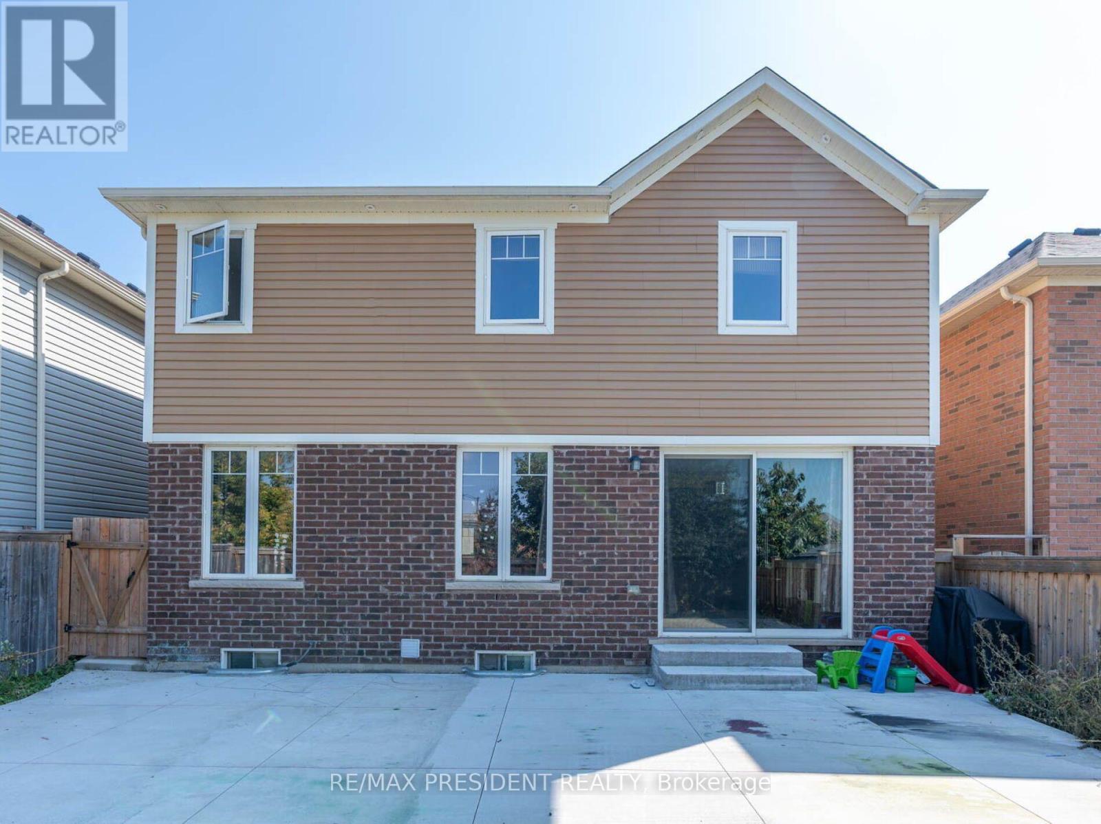 Upper - 46 Old Cleeve Crescent N, Brampton, Ontario  L7A 0T5 - Photo 22 - W13049256