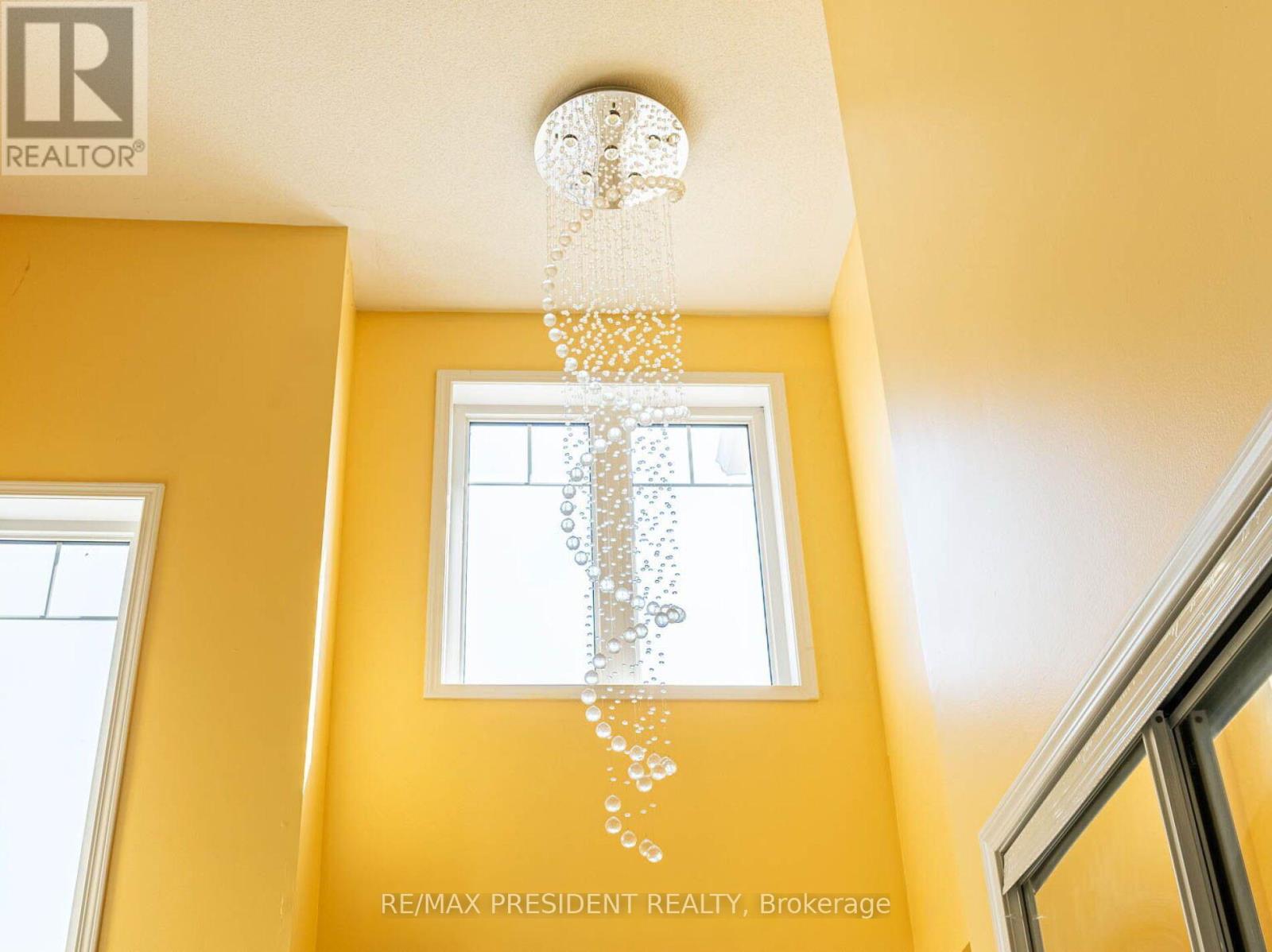 Upper - 46 Old Cleeve Crescent N, Brampton, Ontario  L7A 0T5 - Photo 3 - W13049256