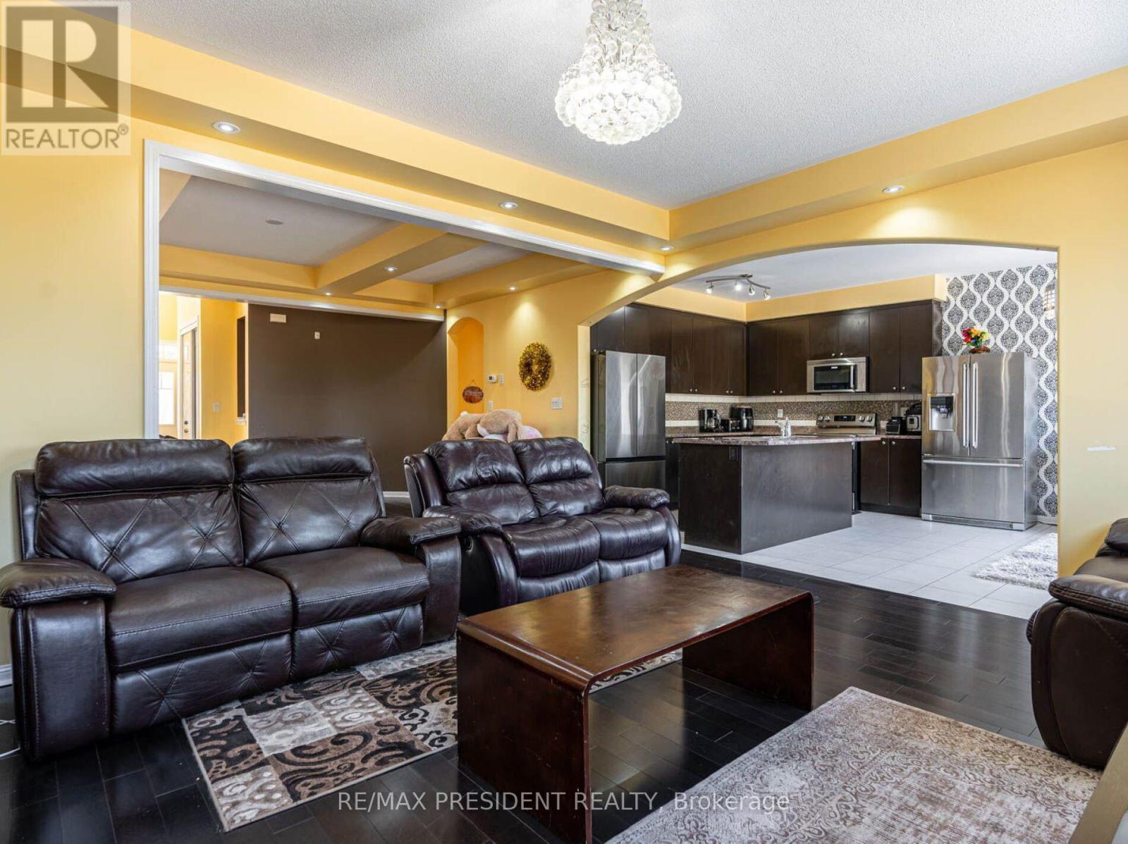 Upper - 46 Old Cleeve Crescent N, Brampton, Ontario  L7A 0T5 - Photo 8 - W13049256