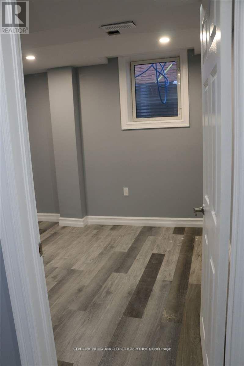 Bsmt - 29 Junewood Crescent, Brampton, Ontario  L6S 3T5 - Photo 9 - W13049306