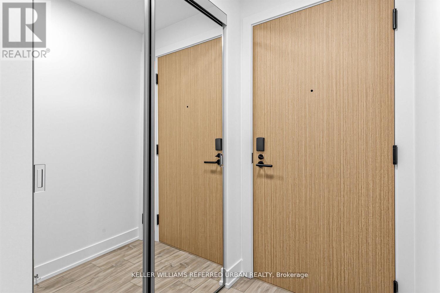 2112 - 60 Central Park Roadway, Toronto, Ontario  M9A 0E6 - Photo 3 - W13049328