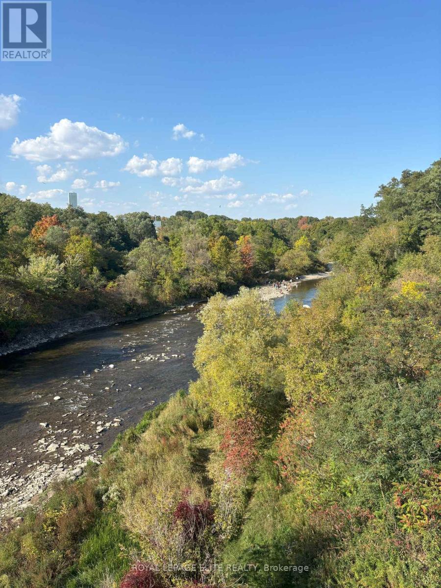 1631 Eglinton Avenue W, Mississauga, Ontario  L5M 7C1 - Photo 1 - W13049354