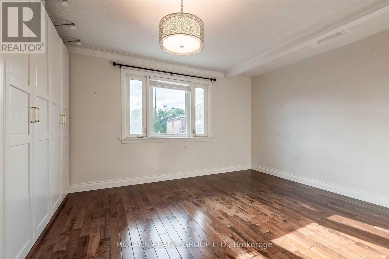 Main&2 - 367 Harvie Avenue, Toronto, Ontario  M6E 4L7 - Photo 16 - W13049396