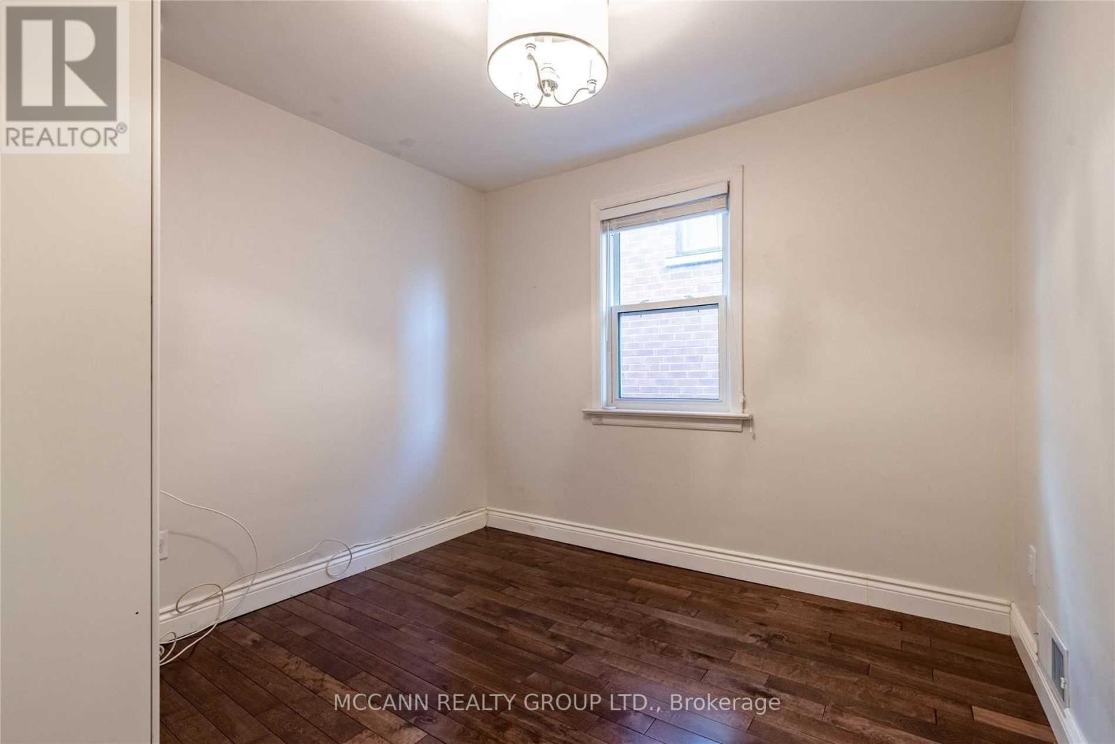 Main&2 - 367 Harvie Avenue, Toronto, Ontario  M6E 4L7 - Photo 17 - W13049396