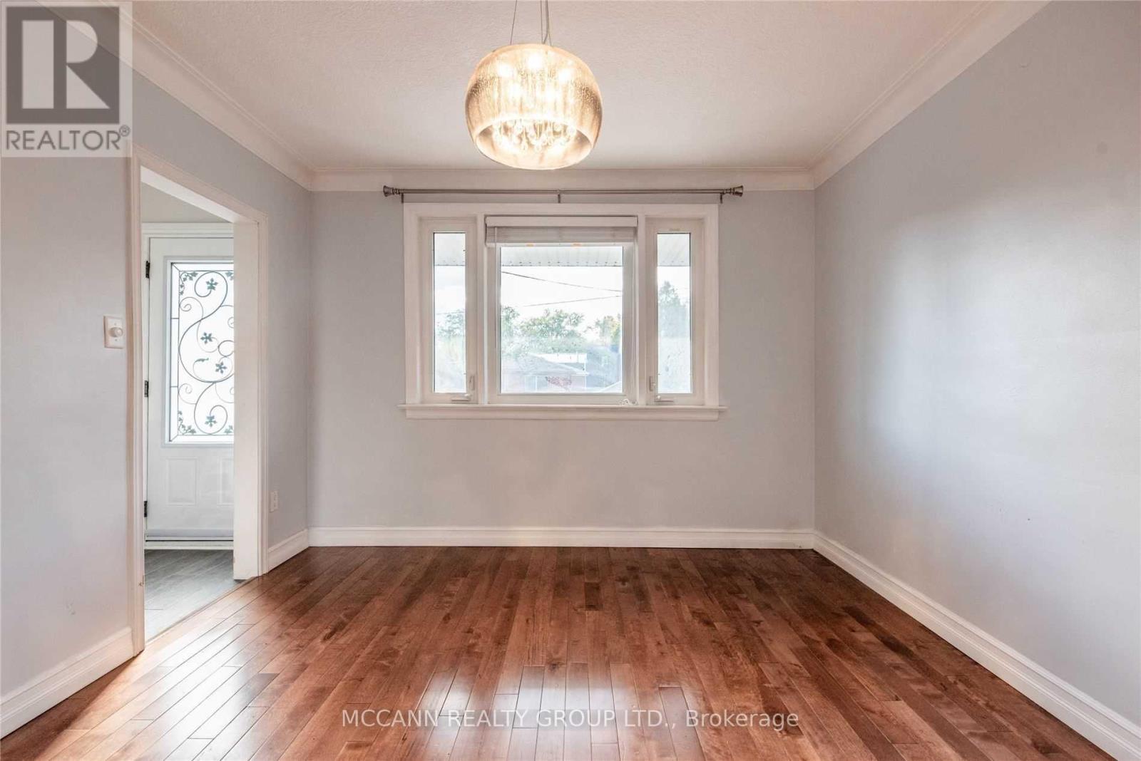 Main&2 - 367 Harvie Avenue, Toronto, Ontario  M6E 4L7 - Photo 5 - W13049396