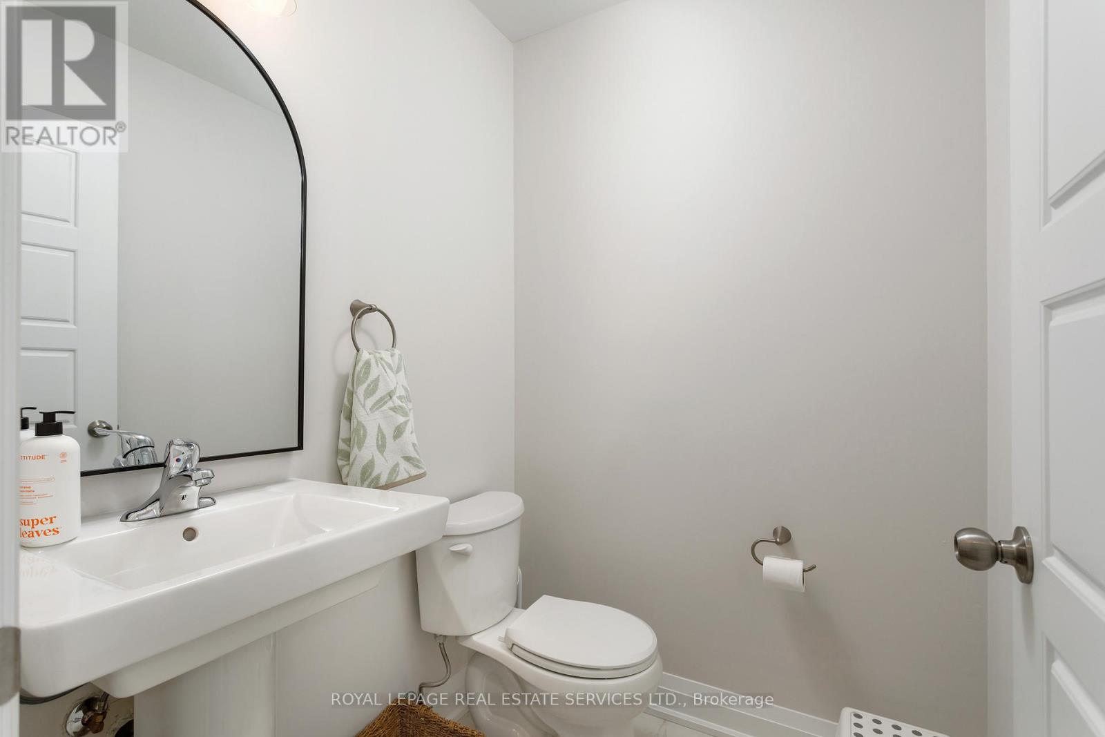 22 - 405 Plains Road E, Burlington, Ontario  L7T 2C9 - Photo 12 - W13049416