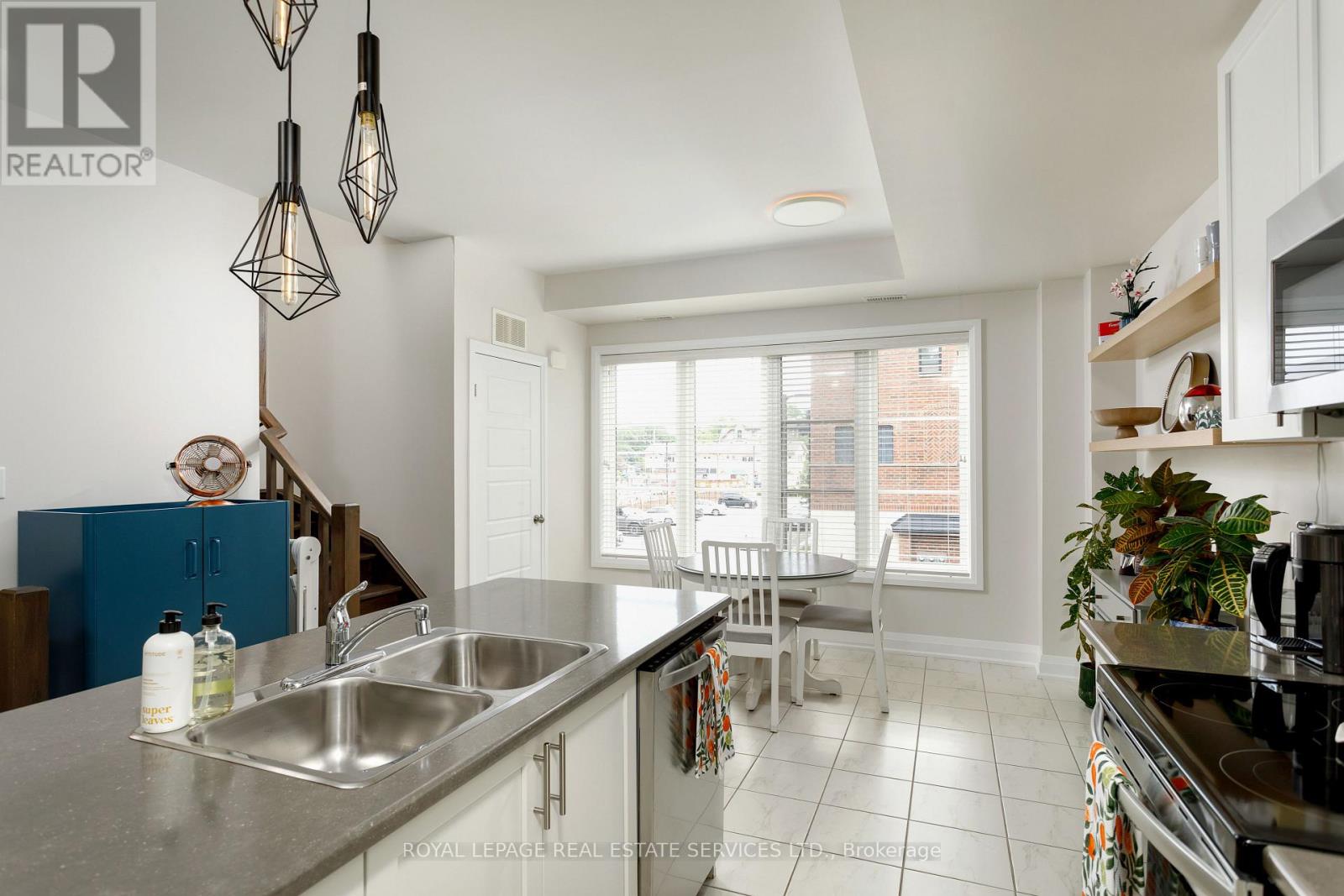 22 - 405 Plains Road E, Burlington, Ontario  L7T 2C9 - Photo 6 - W13049416