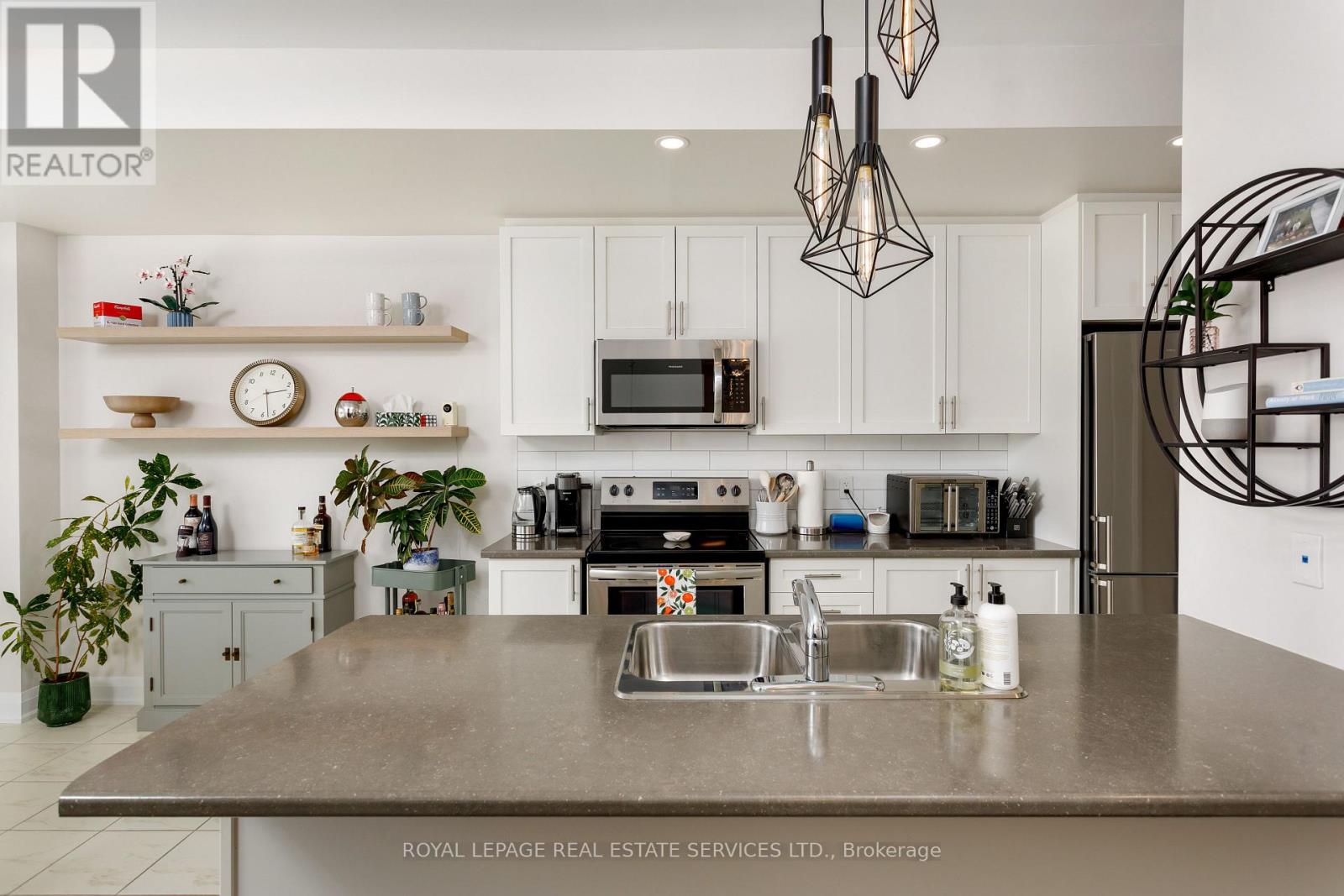 22 - 405 Plains Road E, Burlington, Ontario  L7T 2C9 - Photo 8 - W13049416