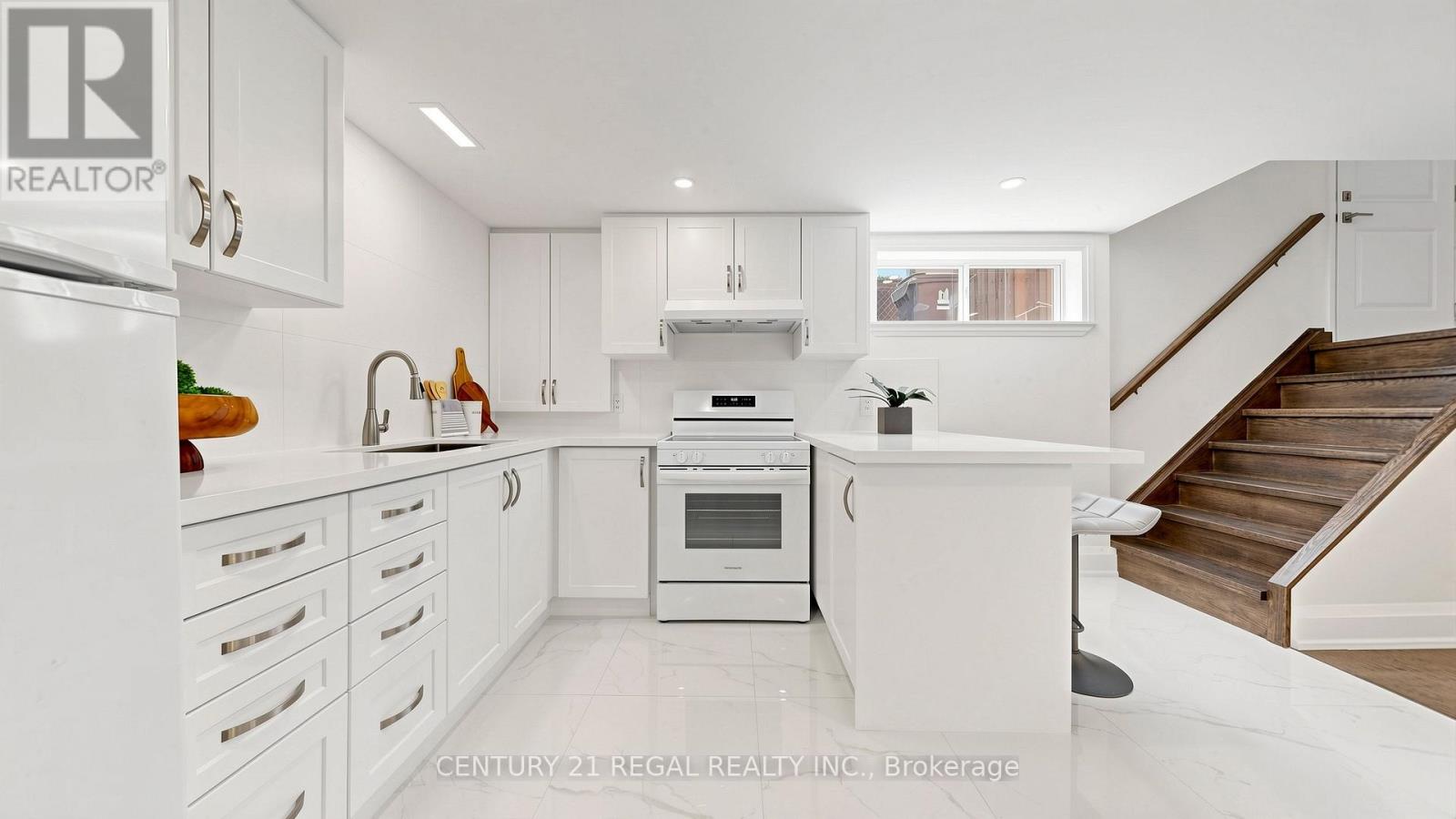 126 Fenside Drive, Toronto, Ontario  M3A 2V8 - Photo 34 - C13046364